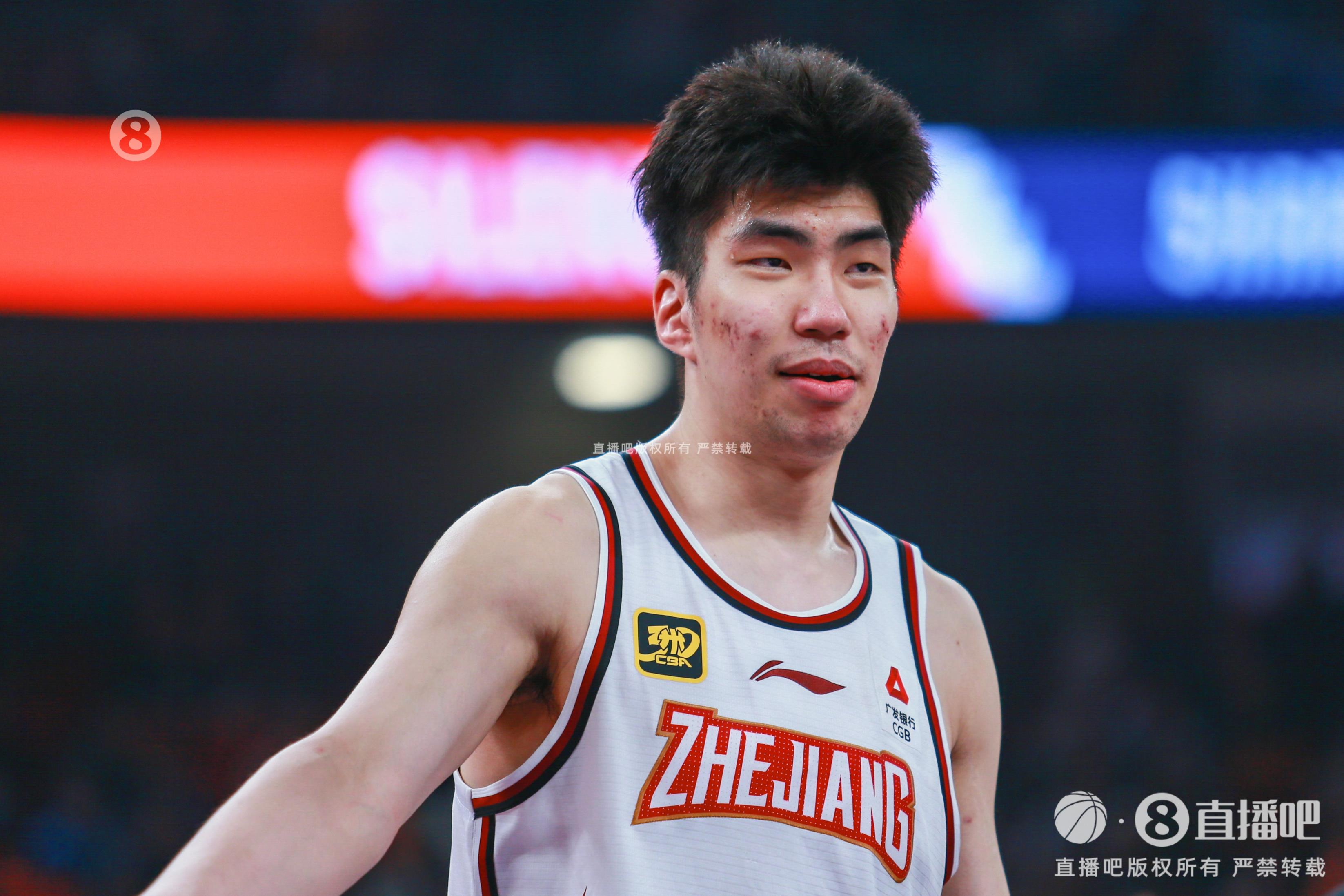 效率極高！余嘉豪8中8貢獻(xiàn)20分7板 罰球5中4