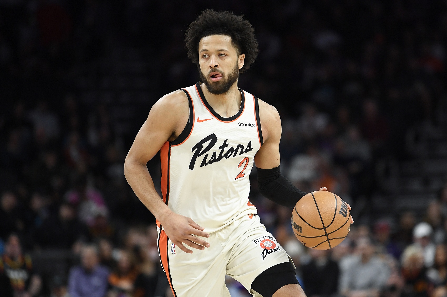  外線沒開！康寧漢姆上半場(chǎng)12中4&三分3中0 得到10分2板5助