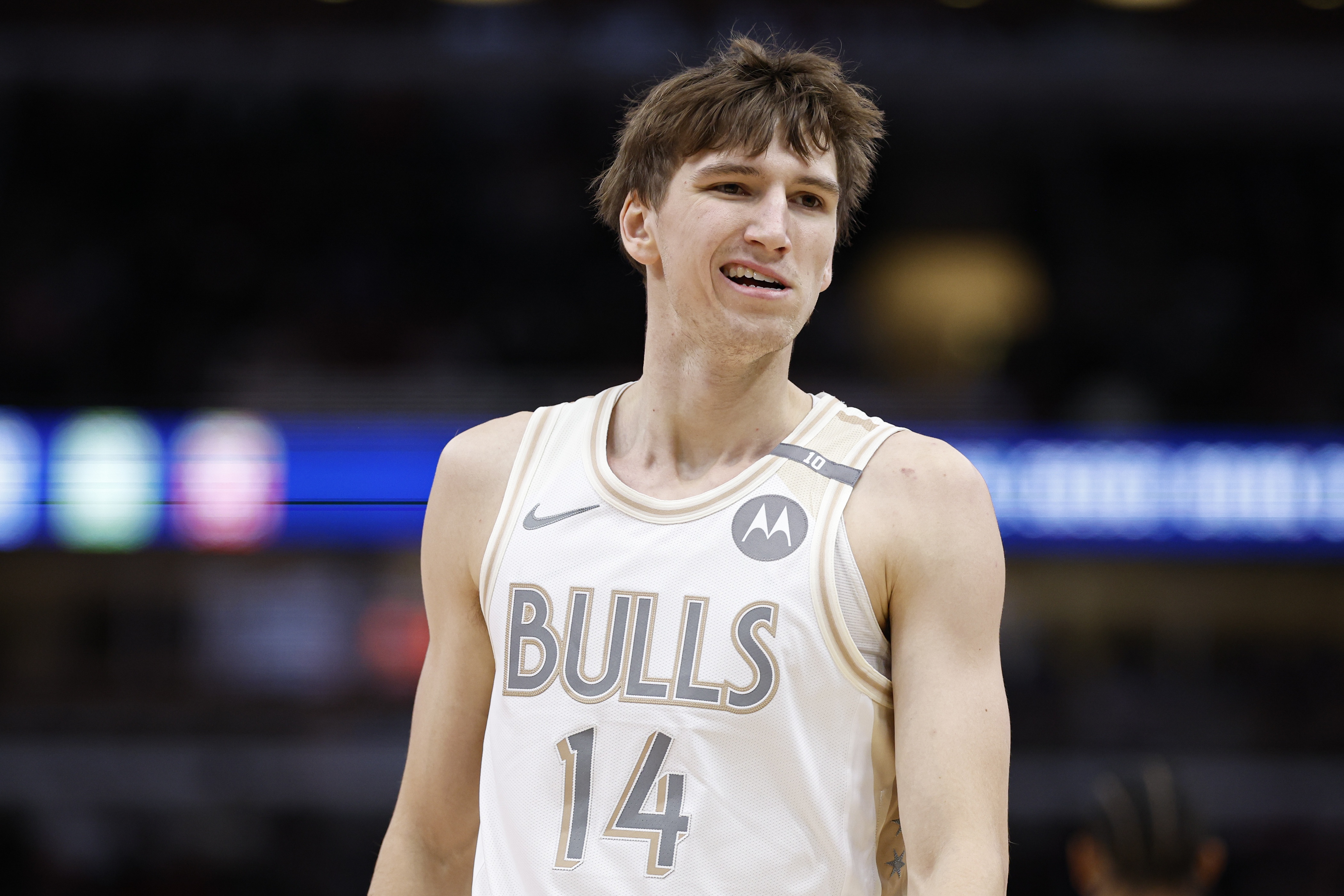  進(jìn)攻端終于有反彈！公牛第三節(jié)30分&布澤利斯10分 上半場(chǎng)共29分