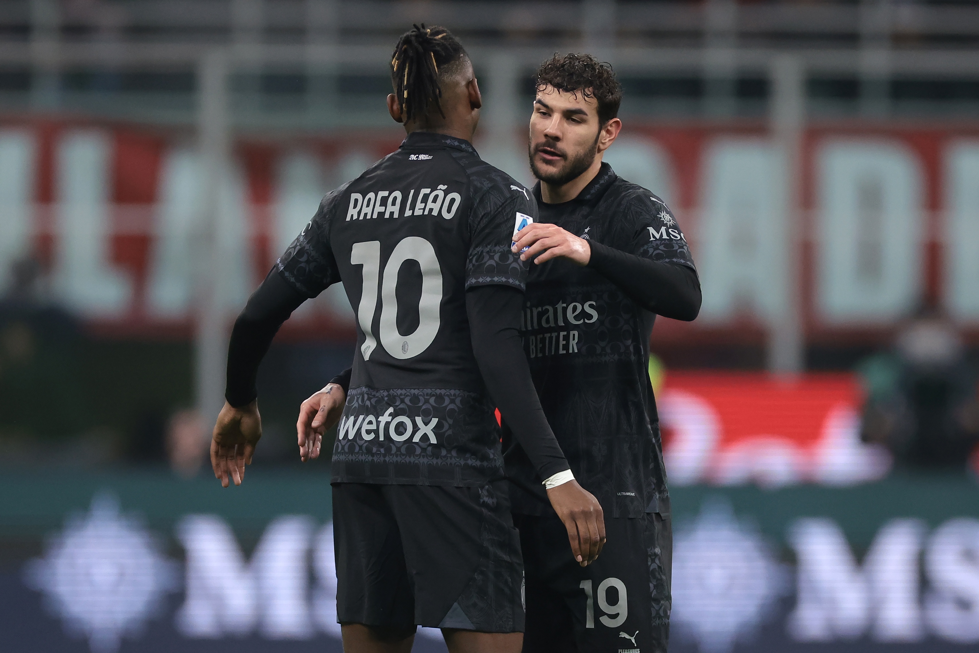  雙奧離隊！意媒：特奧與米蘭裂縫無法修復，萊奧離隊逐漸切實可行