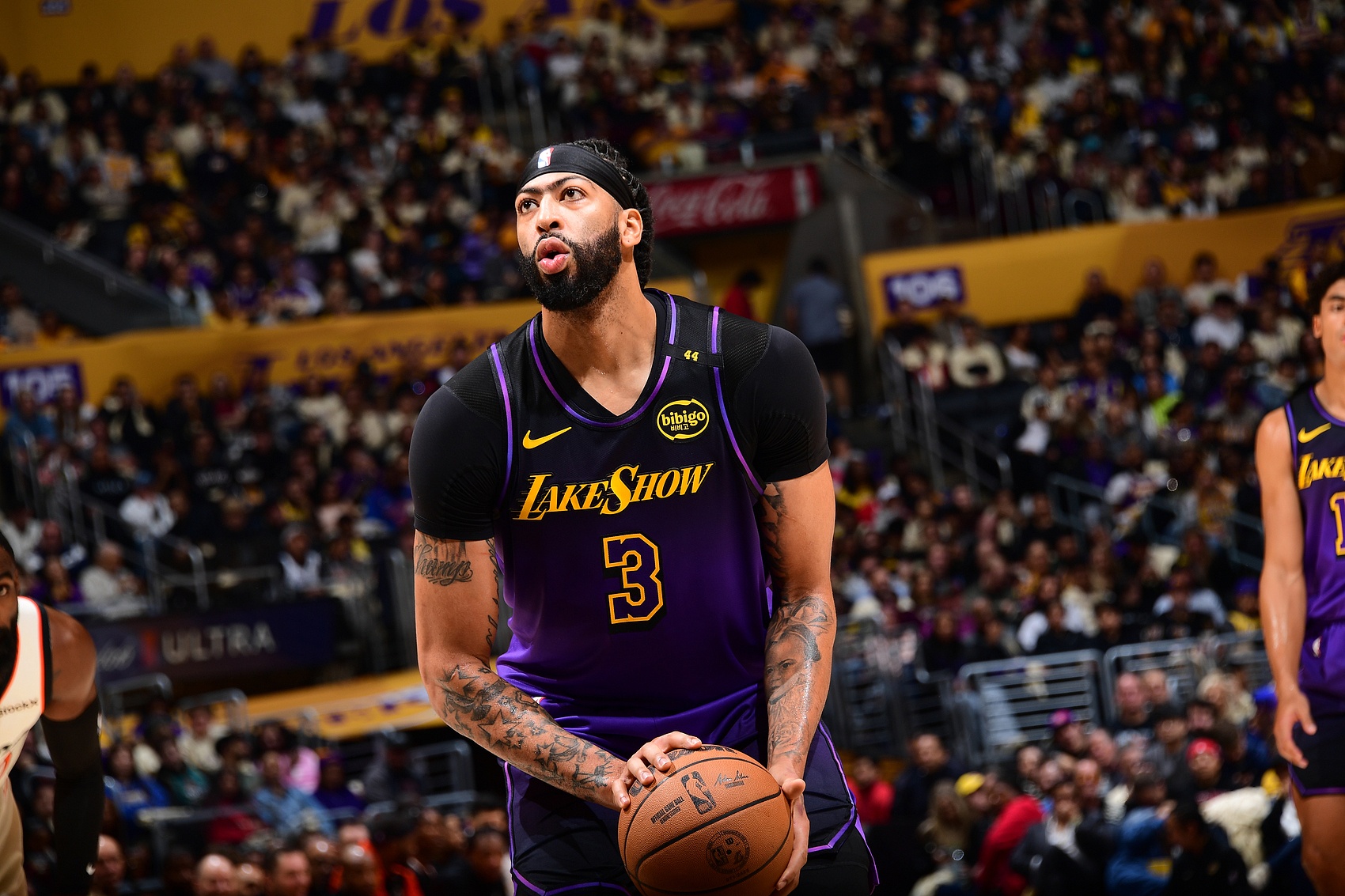  紫金時代成過去！濃眉為湖人贏下2個冠軍 場均24.8分11板3.2助