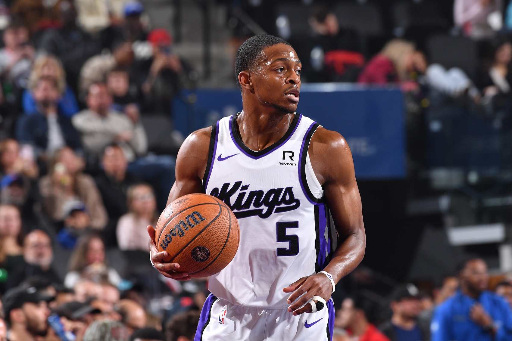  雅虎名記：?？怂剐膬x下家中馬刺處于領先 熱火&火箭也在列