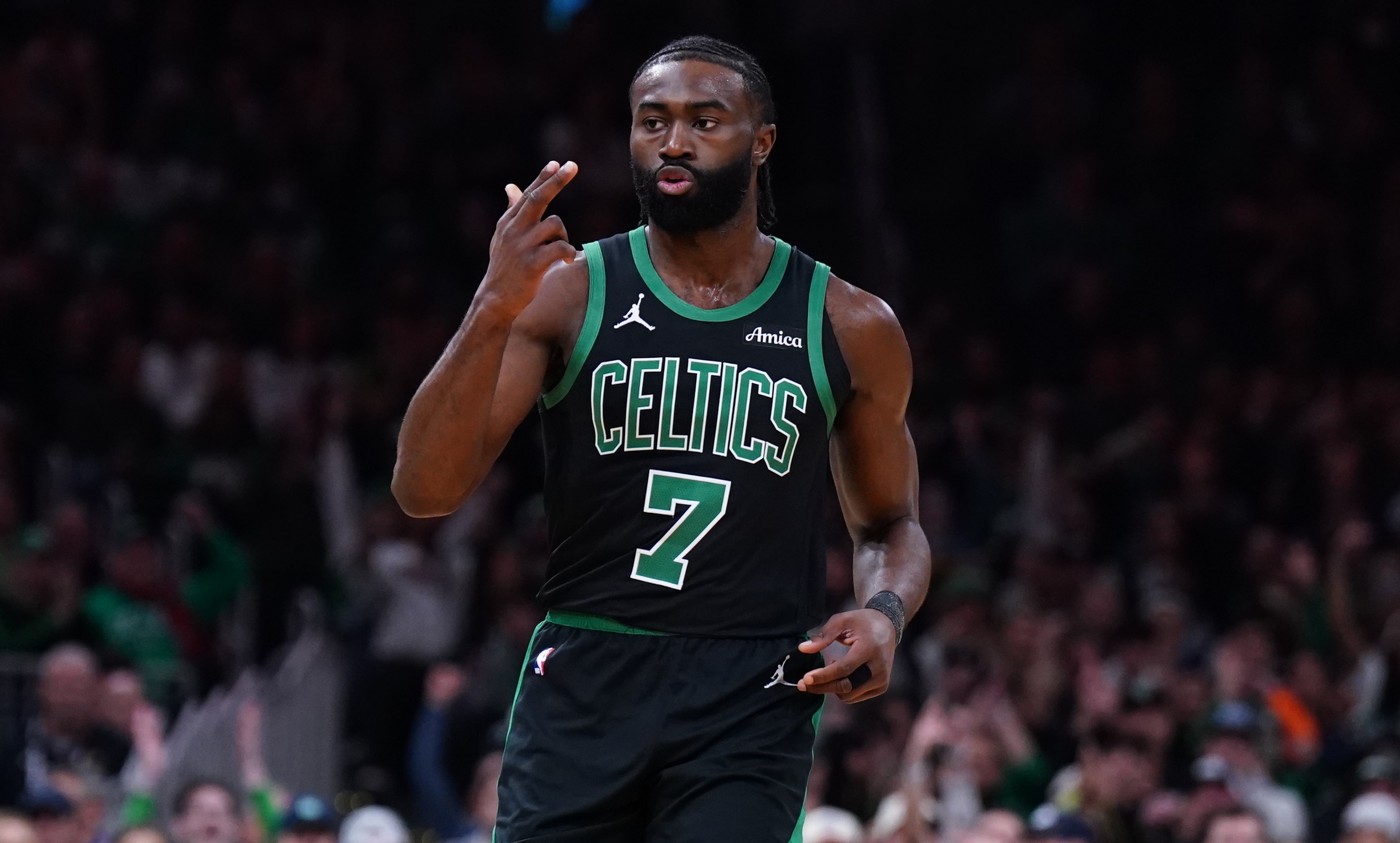  馬祖拉：杰倫-布朗能時(shí)刻保持專注 這是他與生俱來(lái)的能力