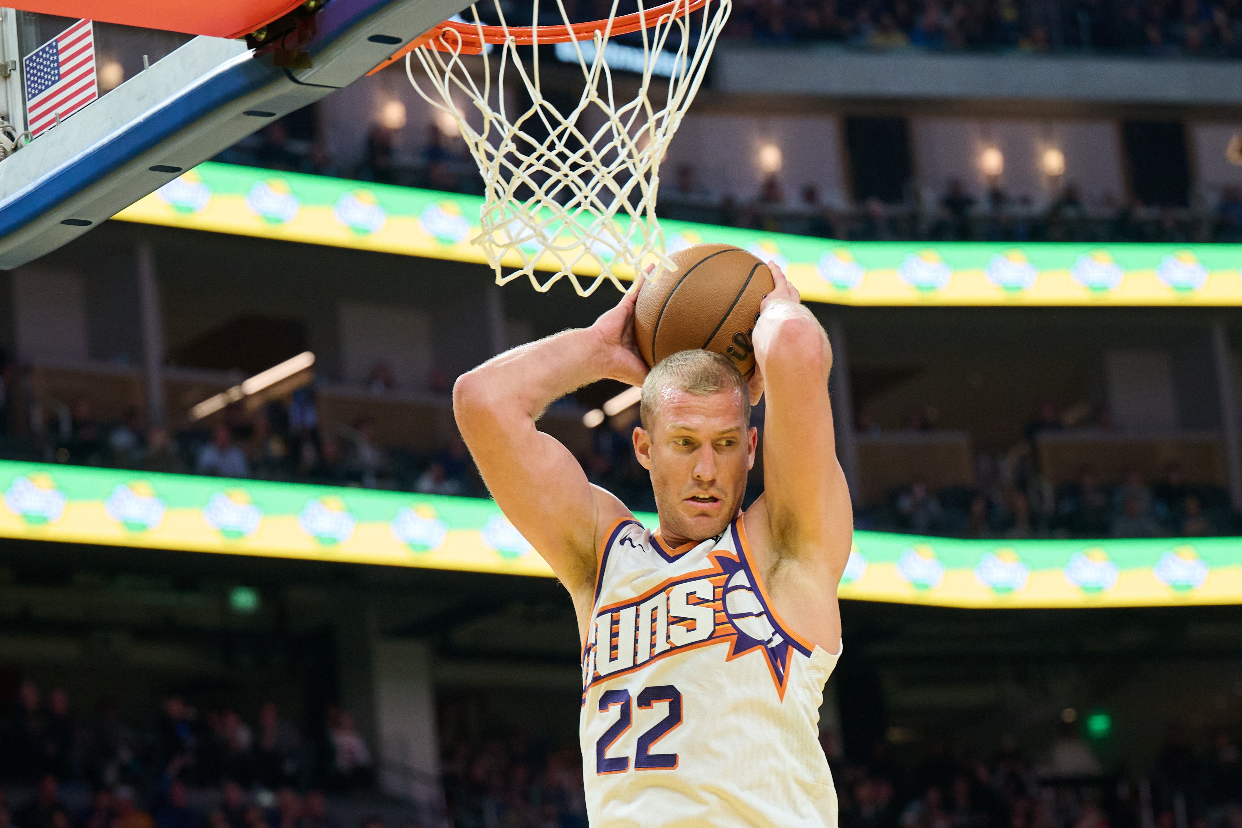  逆轉(zhuǎn)大功臣！普拉姆利7中4&6罰全中貢獻(xiàn)14分6板4助 正負(fù)值+19！