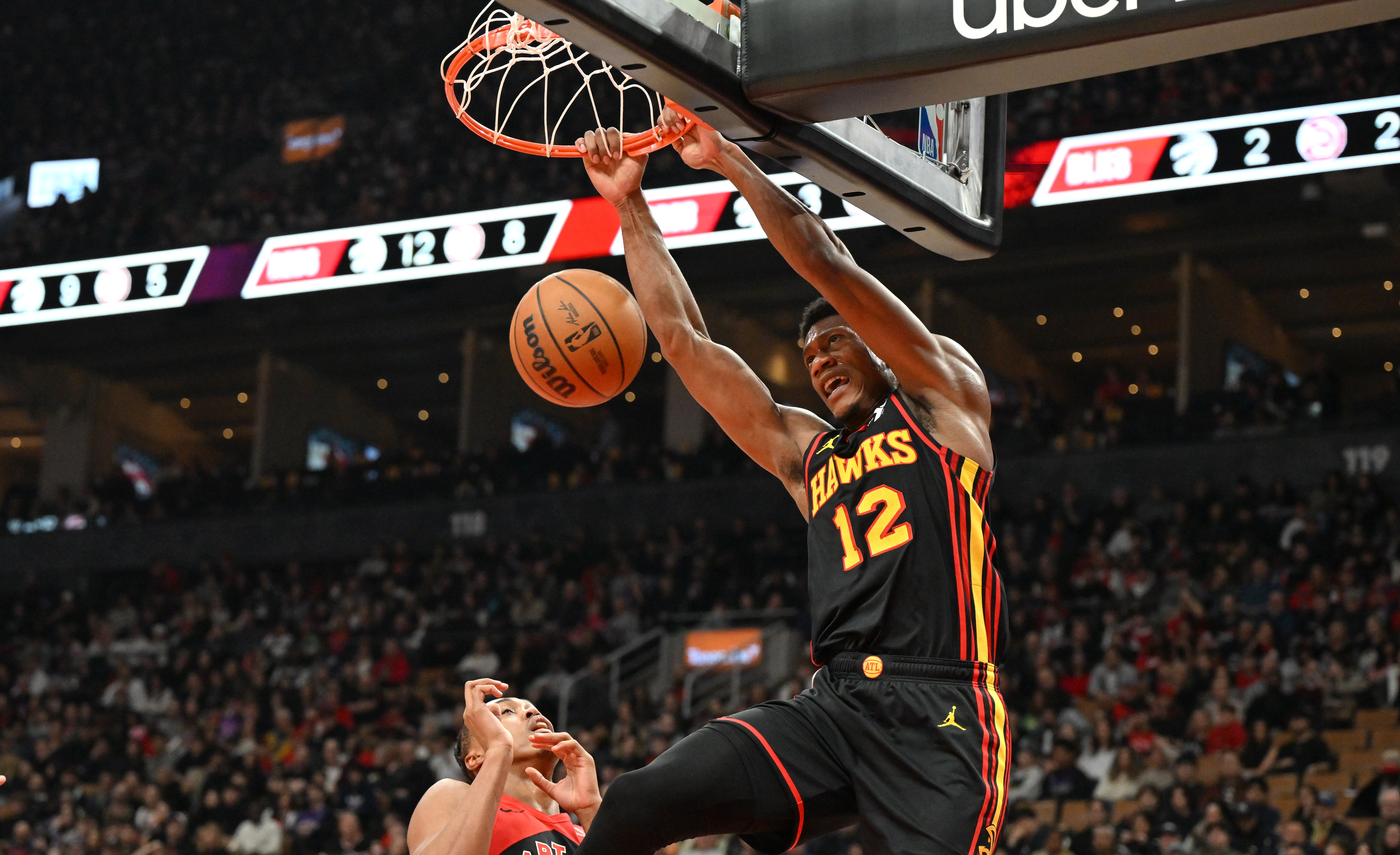  這么猛！亨特本賽季場(chǎng)均19分3.9籃1.5助 三分命中率39.3%