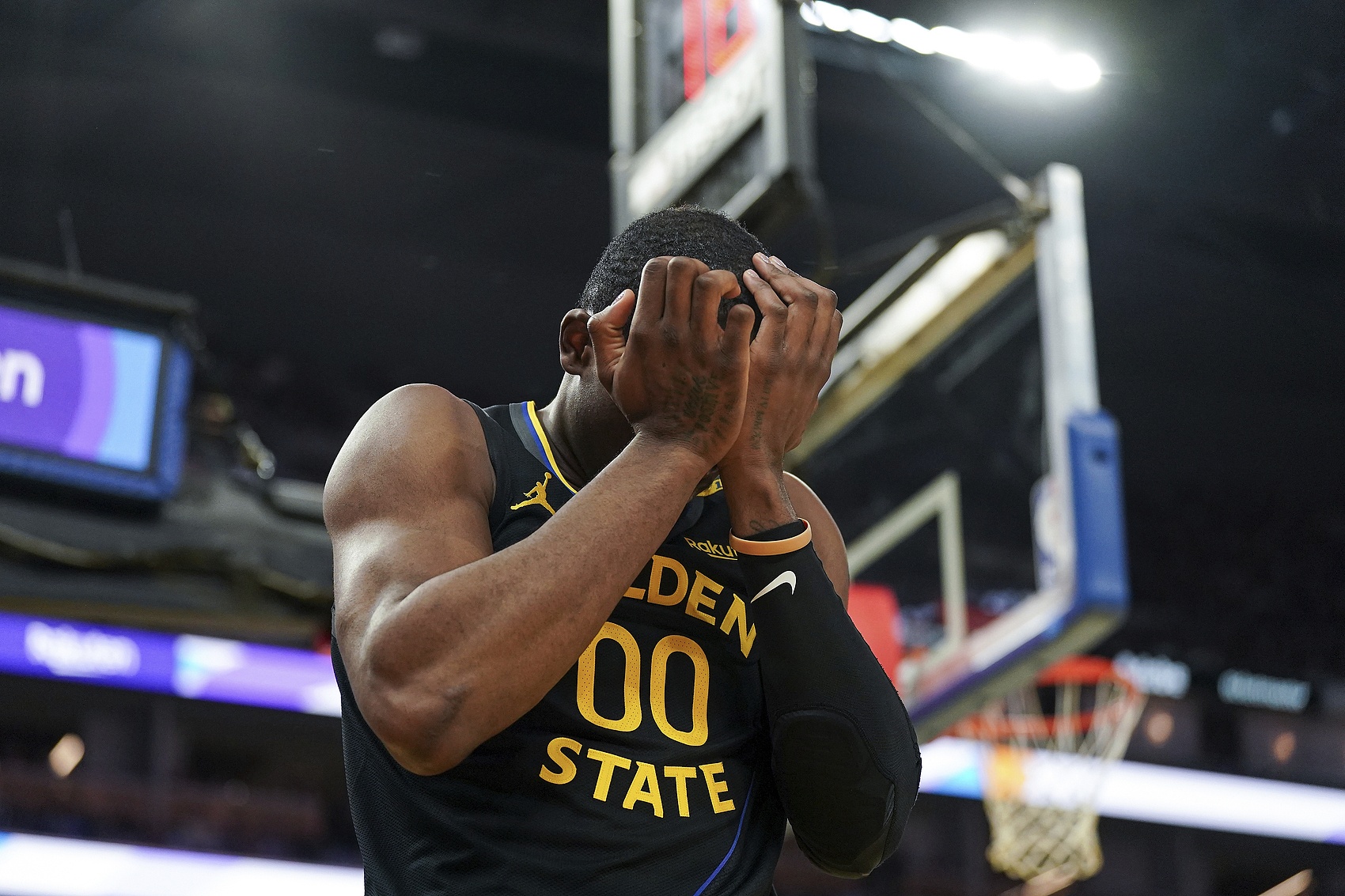  科爾確認(rèn)庫明加將在周五復(fù)出：若未來幾天未遇任何挫折 他會回來