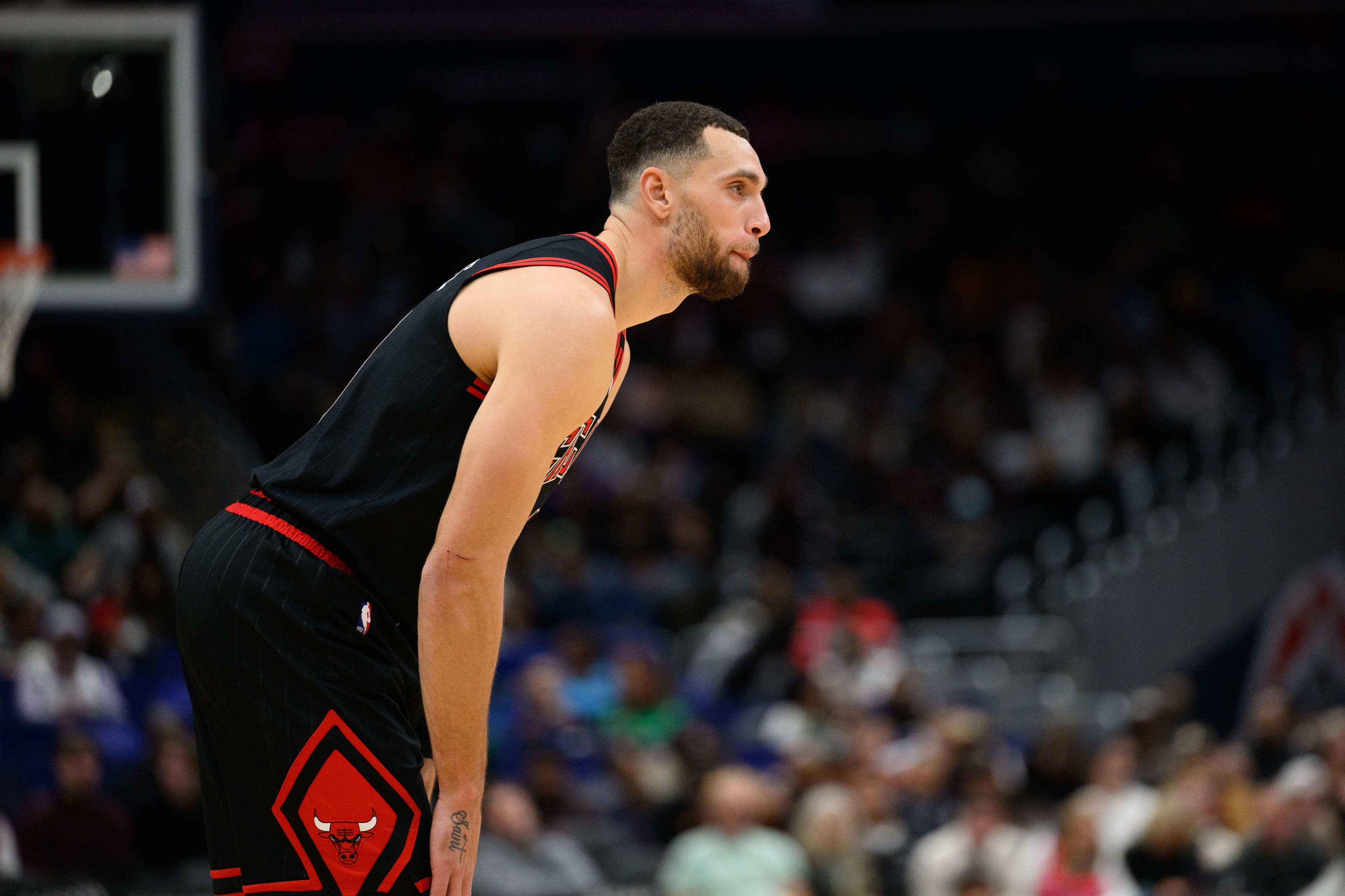  隊(duì)記：拉文預(yù)計(jì)將于本周四對陣魔術(shù)的比賽中迎來國王首秀！