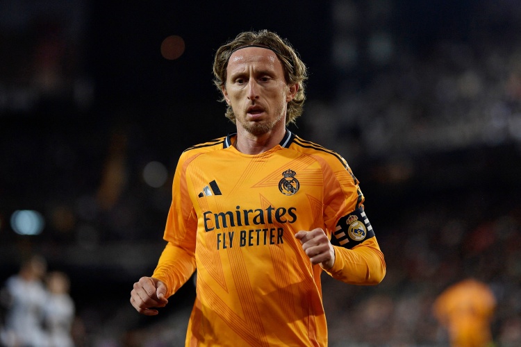  莫德里奇打進(jìn)個(gè)人第30粒西甲進(jìn)球，其中14球來自禁區(qū)外遠(yuǎn)射