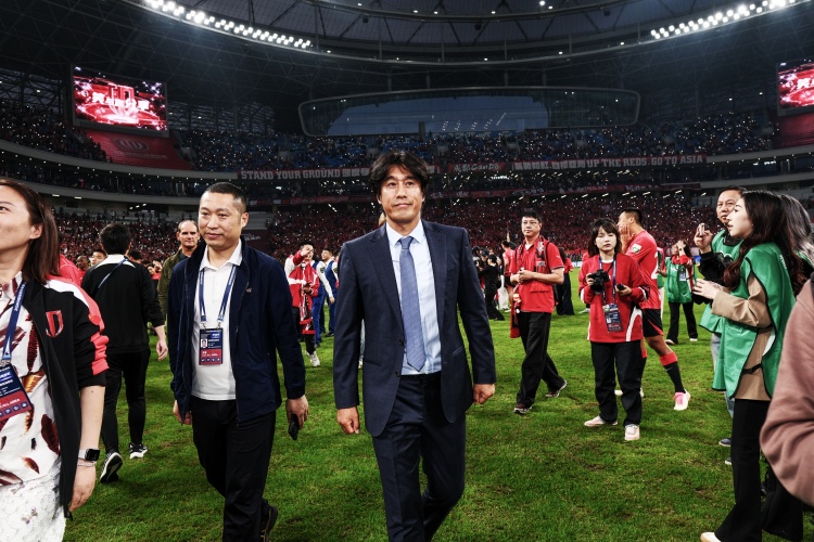  足球報：間歇期徐正源用大訓(xùn)練量提升球隊體能，設(shè)大量對抗訓(xùn)練