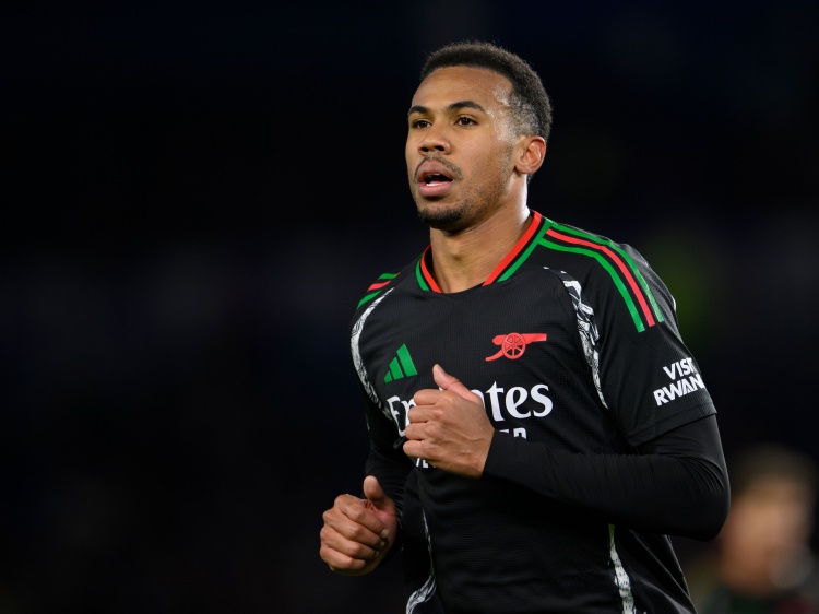  加布里埃爾：當(dāng)初加盟阿森納后只訓(xùn)練4天就首發(fā)，太不可思議了