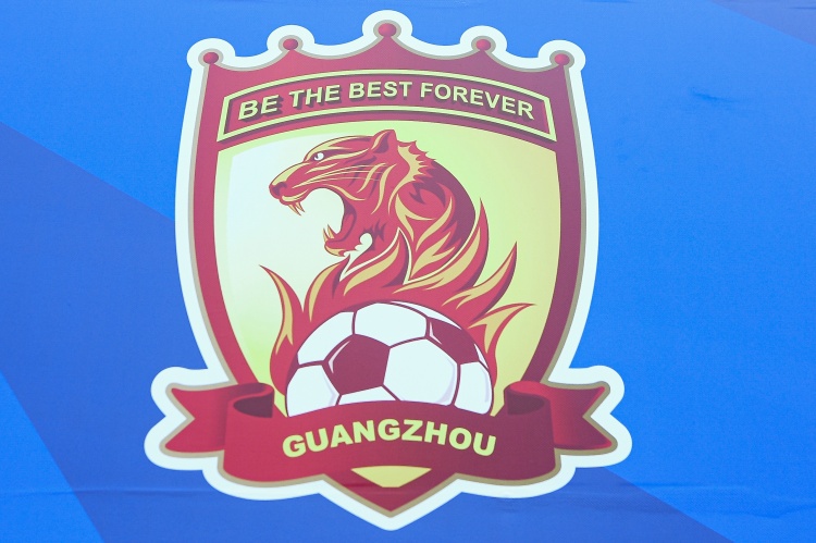  足球報談廣州隊球員情況：6人加盟中超，部分球員正與潛在下家談