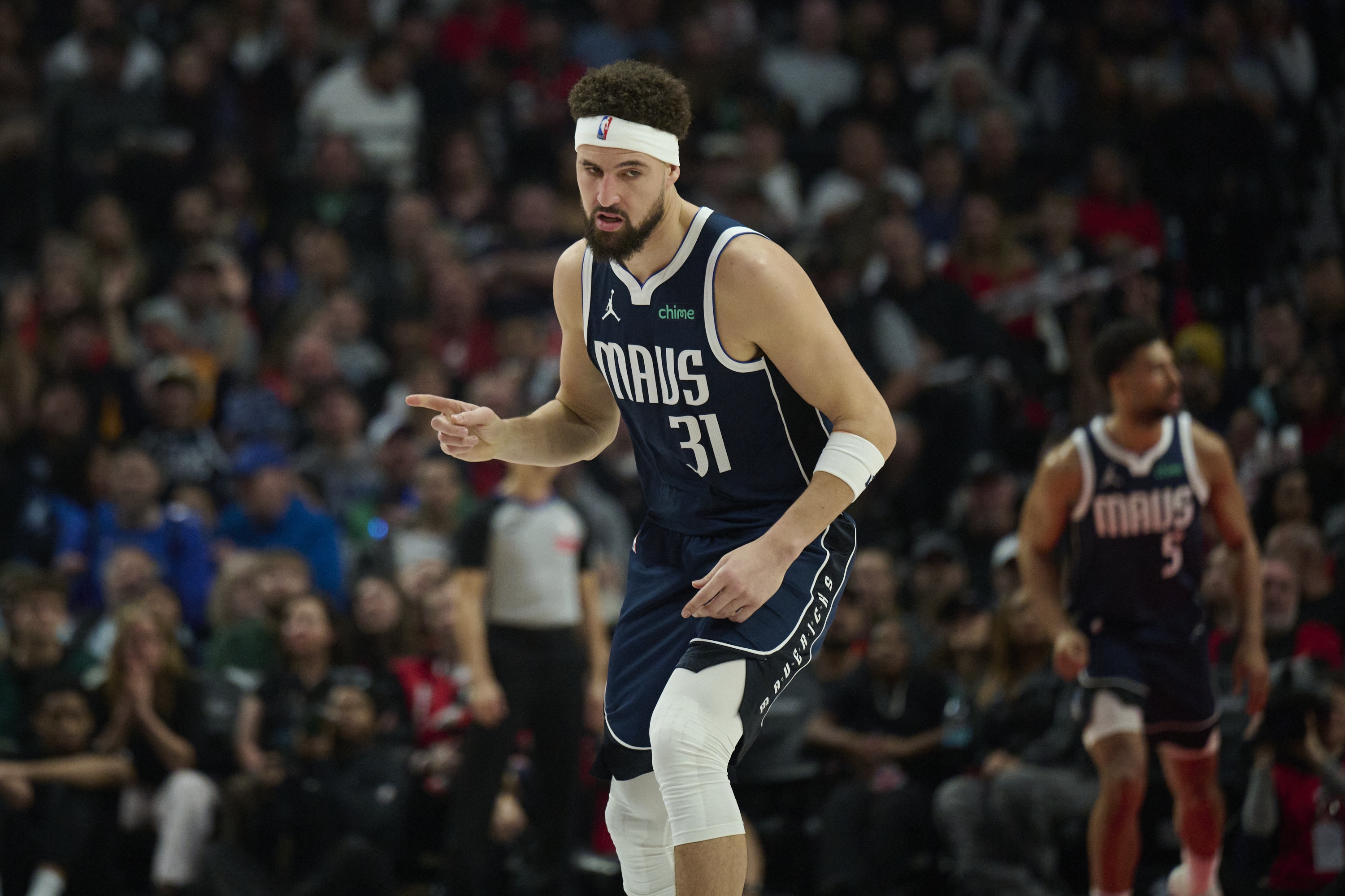  面對舊主真來勁！克萊半場三分8中4拿下14分3板 正負值高達+12