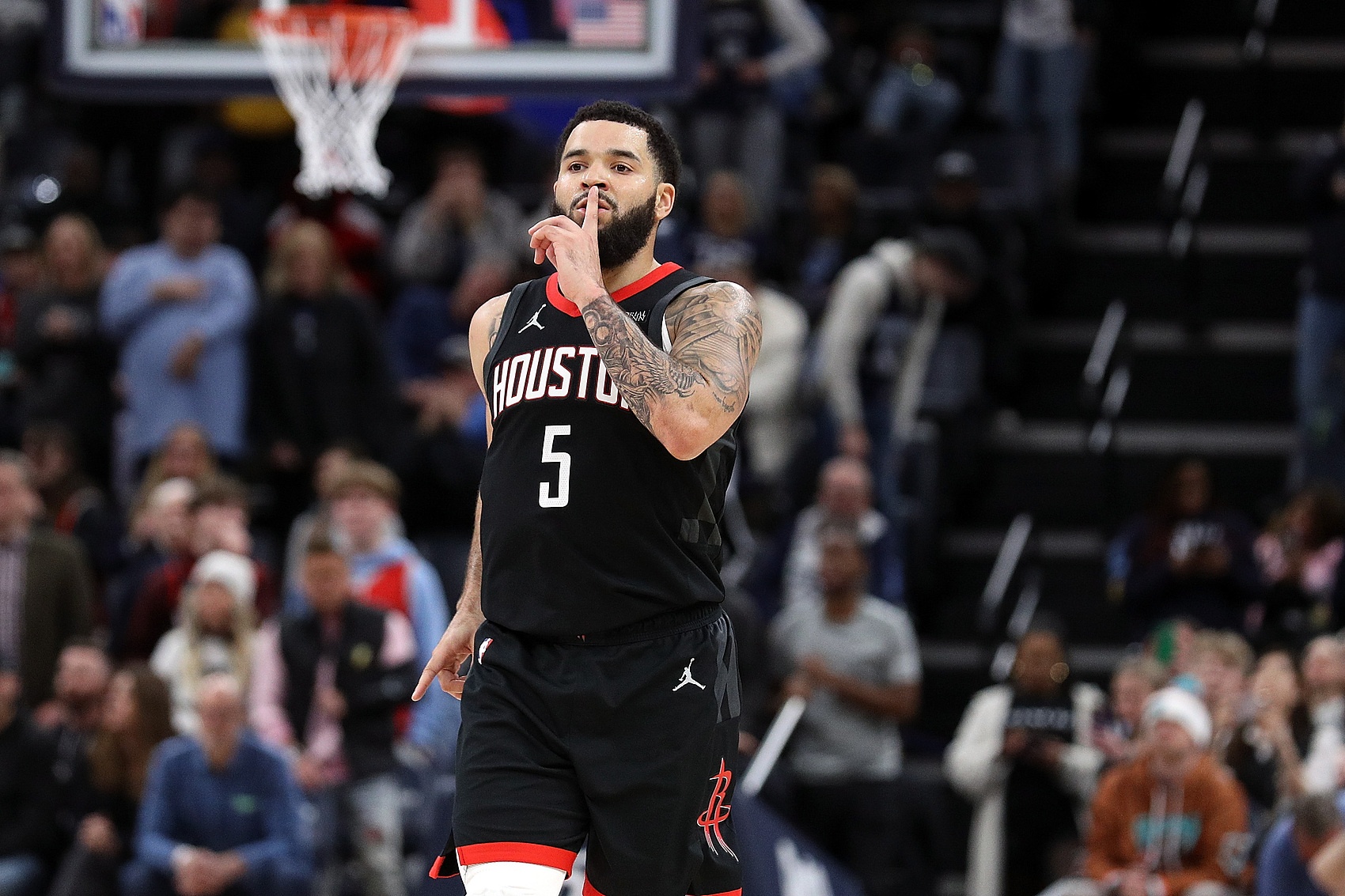  火箭VS太陽(yáng)首發(fā)：范弗里特、杰倫-格林、狄龍、伊森、申京