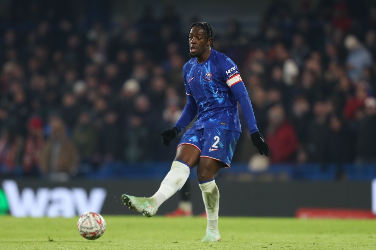  記者：維拉租借切爾西后衛(wèi)迪薩西達(dá)成協(xié)議，球員已前往維拉