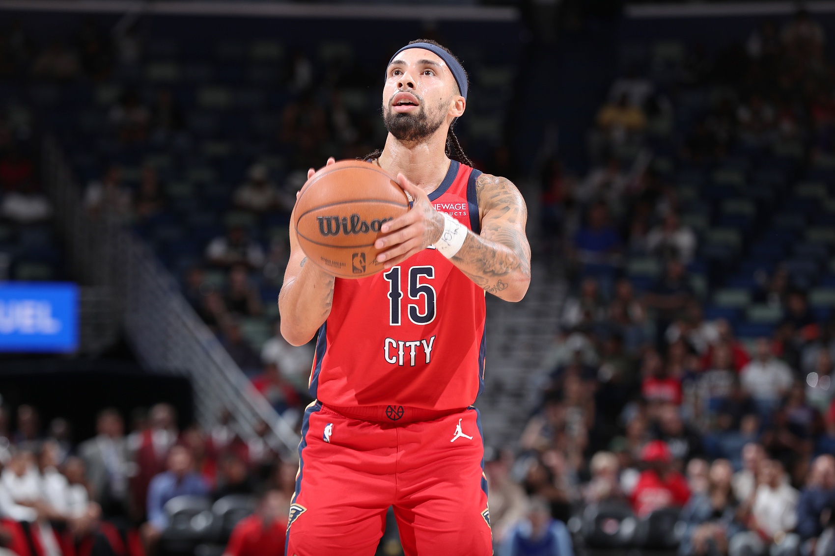  老六真準(zhǔn)！阿爾瓦拉多半場(chǎng)7中5&三分5中4轟14分3助2斷 正負(fù)值+13