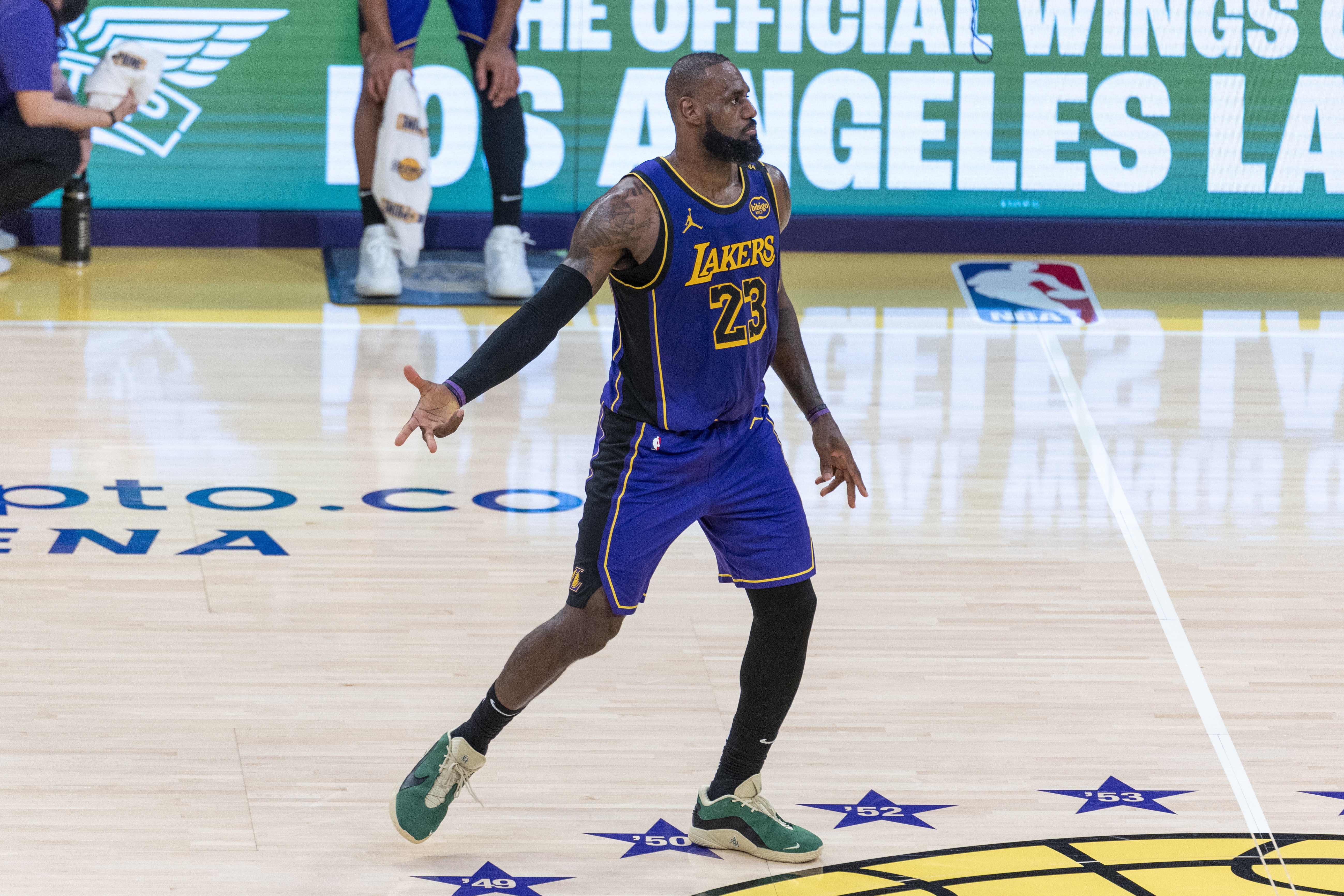  詹姆斯：芬尼-史密斯帶來(lái)我們想要的一切 他甚至做到了更多