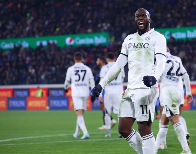  盧卡庫(kù)生涯已第12個(gè)賽季五大聯(lián)賽進(jìn)球上雙，同期僅次于萊萬(wàn)