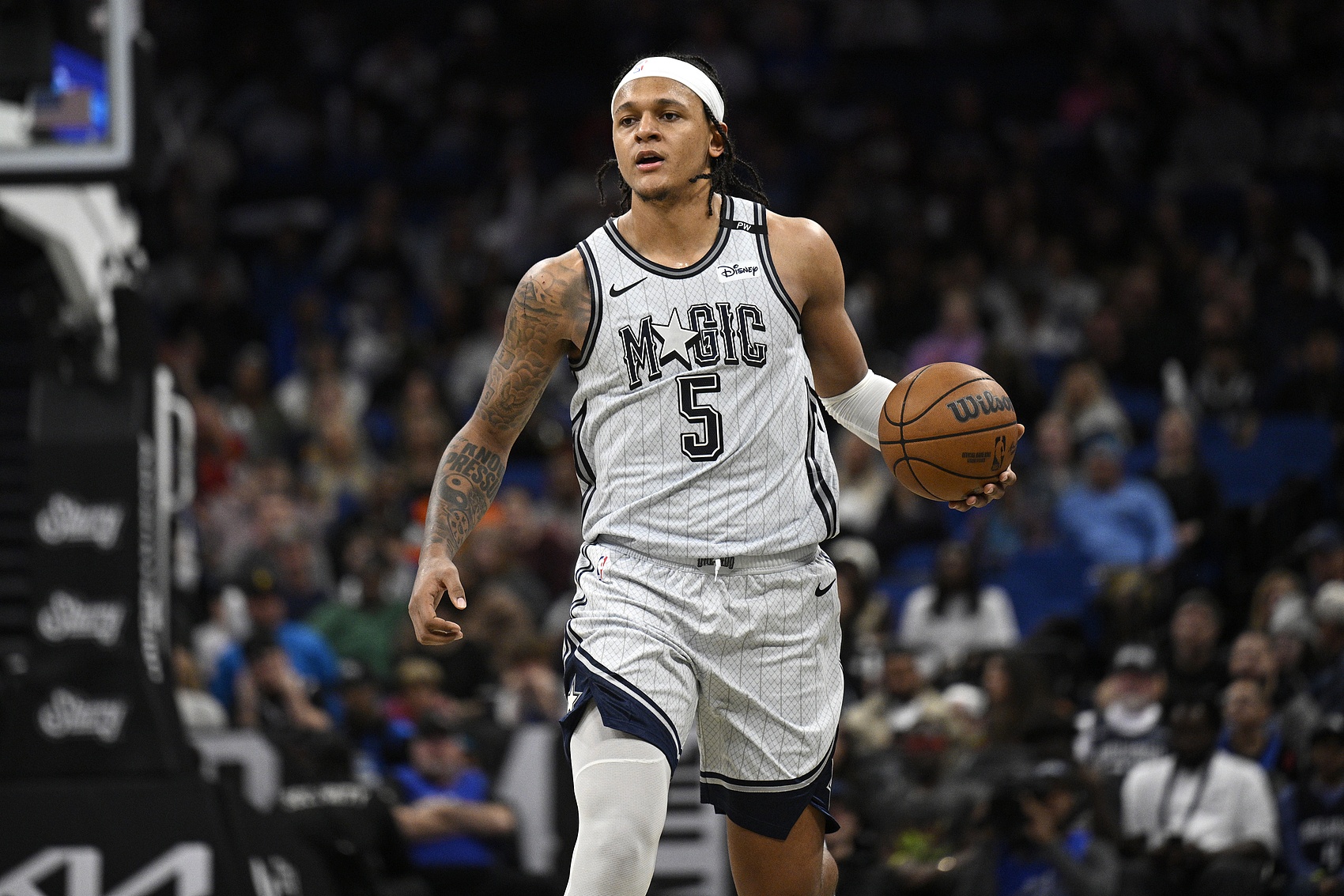  狀態(tài)很一般！班凱羅全場(chǎng)進(jìn)攻端效率不高 23投僅21分&正負(fù)值-23