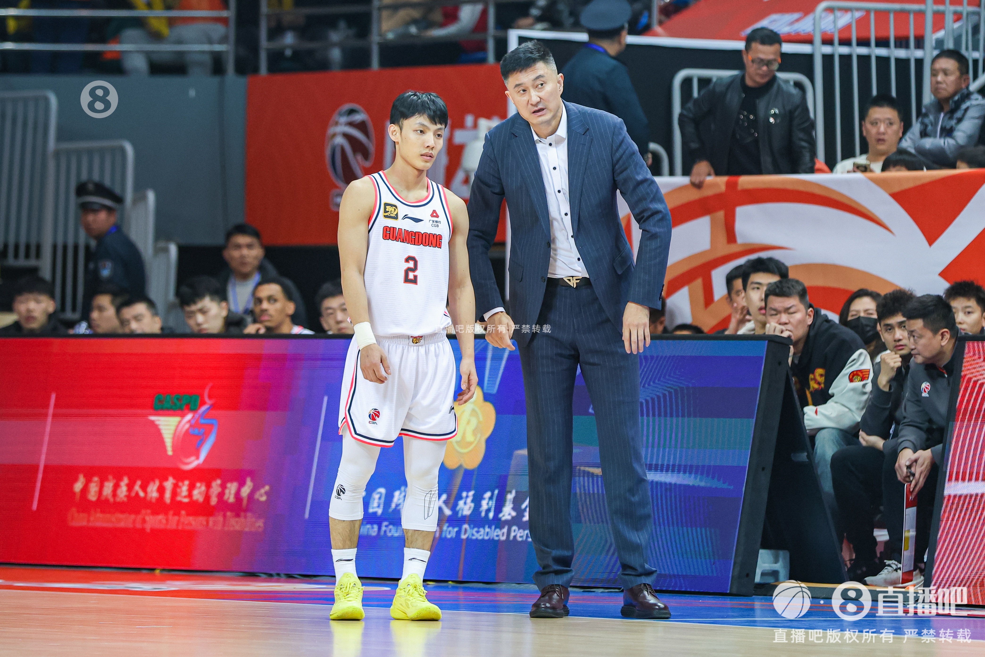  杜鋒：在胡明軒傷停&沒后衛(wèi)外援情況下 徐杰本賽季撐起了后衛(wèi)線