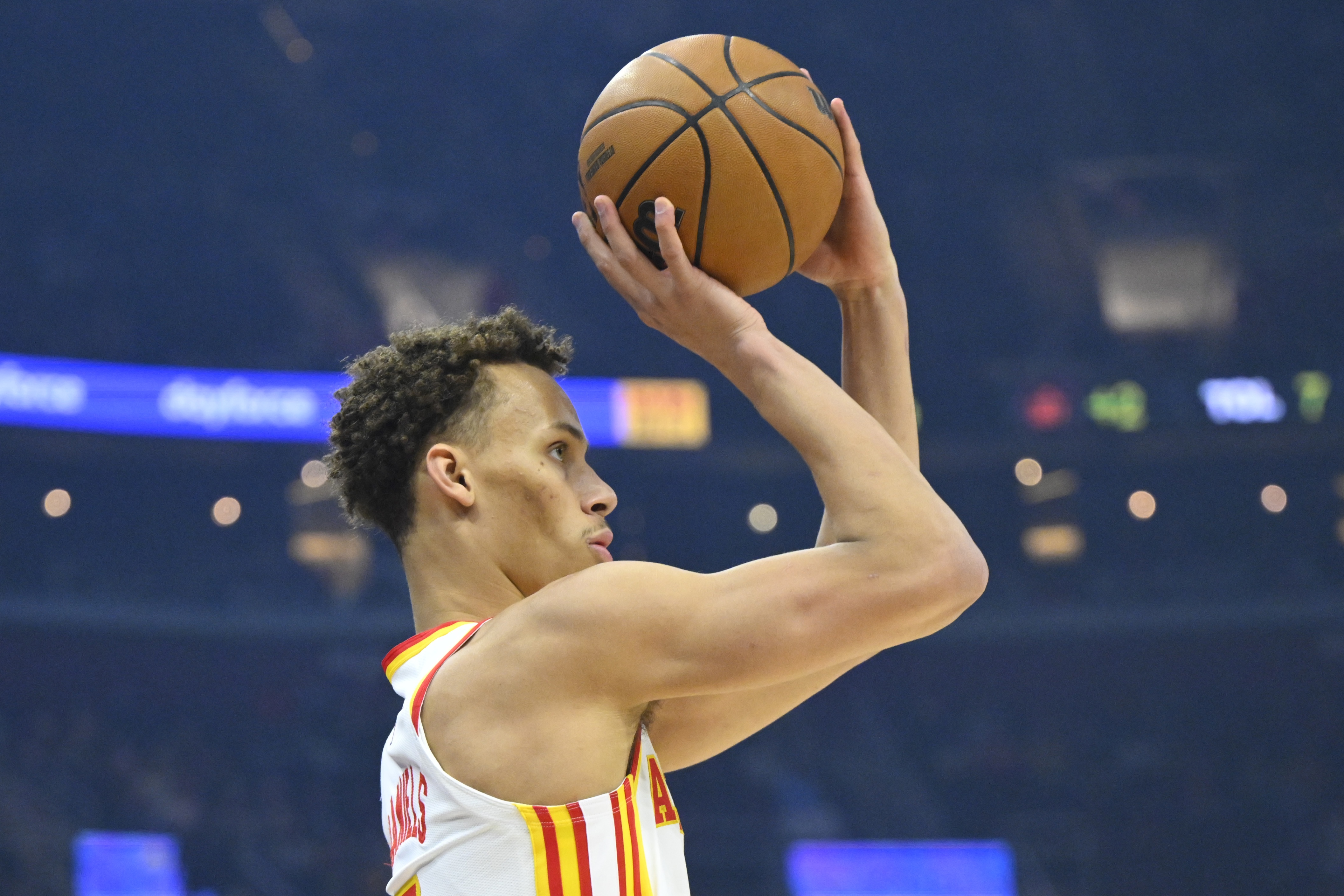  不僅能防！丹尼爾斯近8戰(zhàn)4次20+ 生涯共6次20+全部來自本賽季