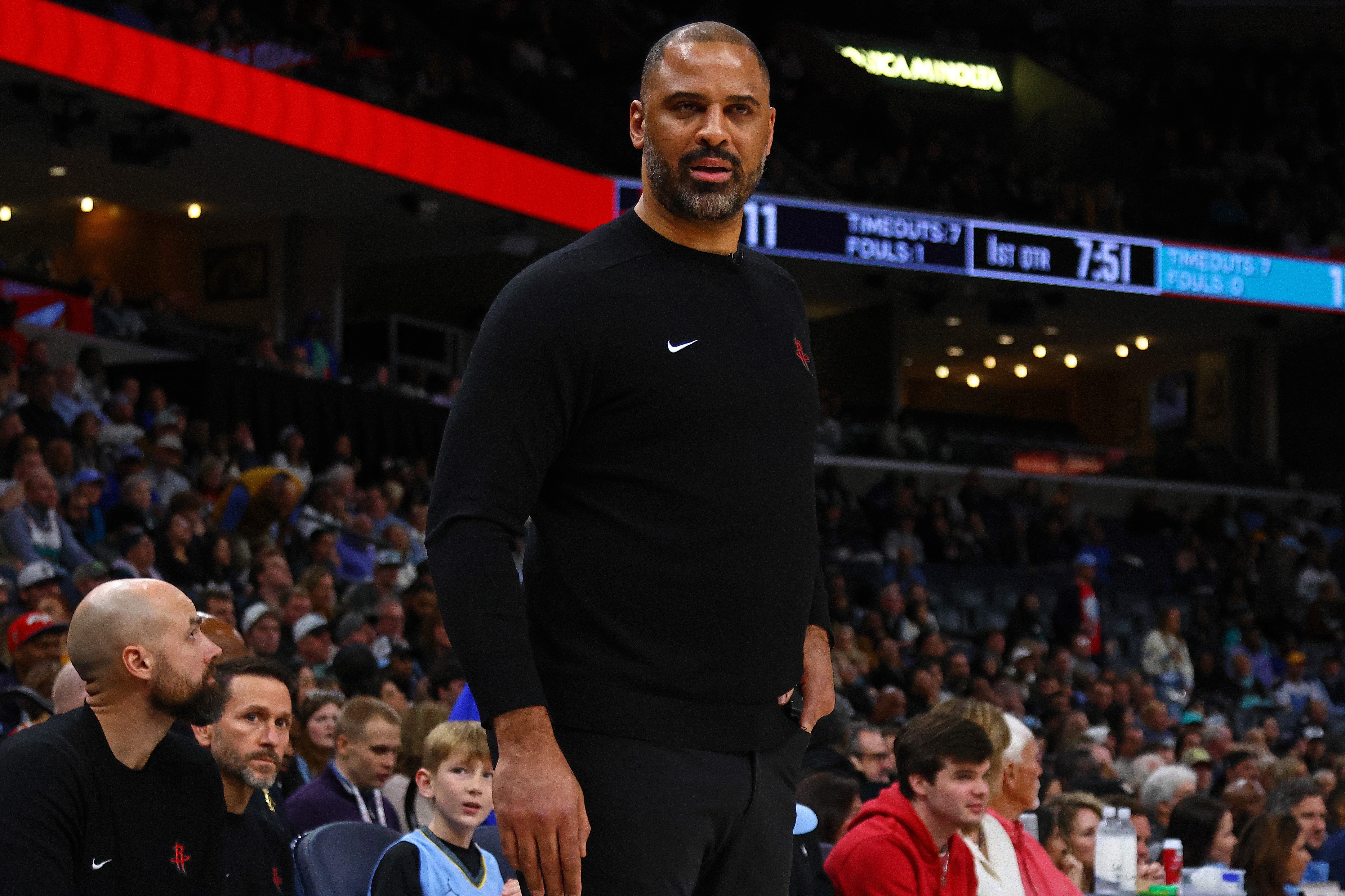  判若兩隊(duì)！火箭首節(jié)命中率74%砍下48分 次節(jié)23中8僅得到20分