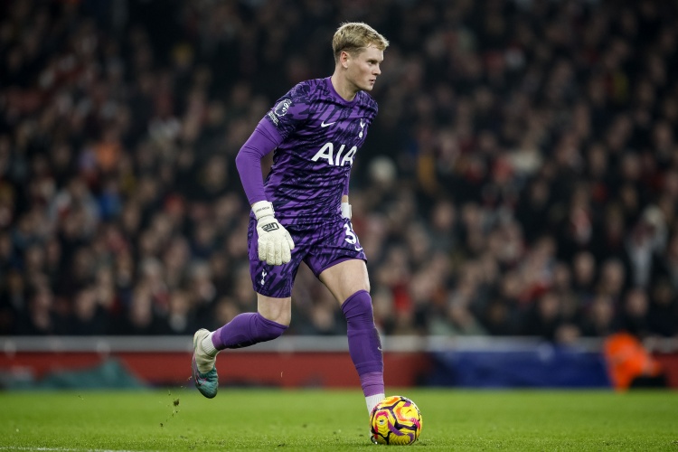  才踢了4場(chǎng)！熱刺新援金斯基已3次搶斷，是本賽季英超門將之最