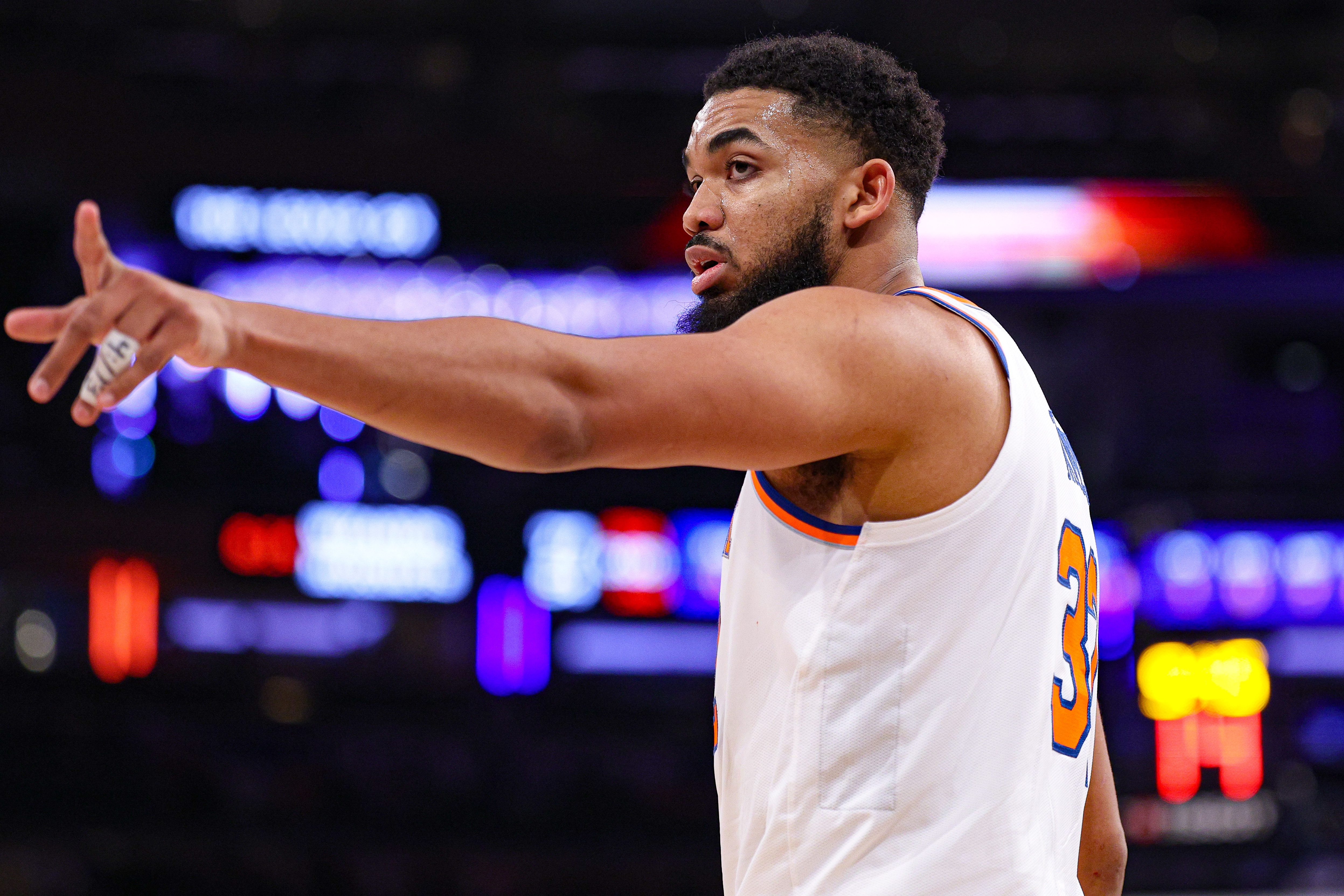  野獸出沒！唐斯23中14爆砍40分12板5助3斷1帽 罰球9中9