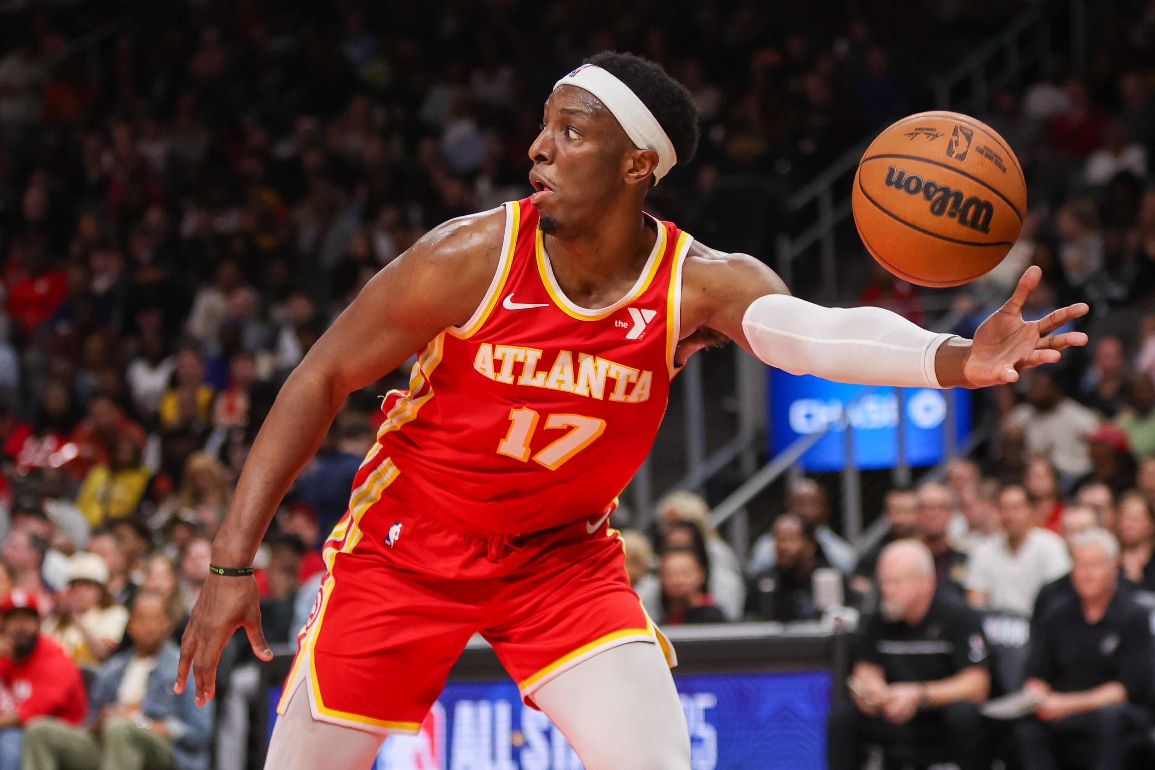  積極高效！奧孔武10中7拿下17分8板3助2斷