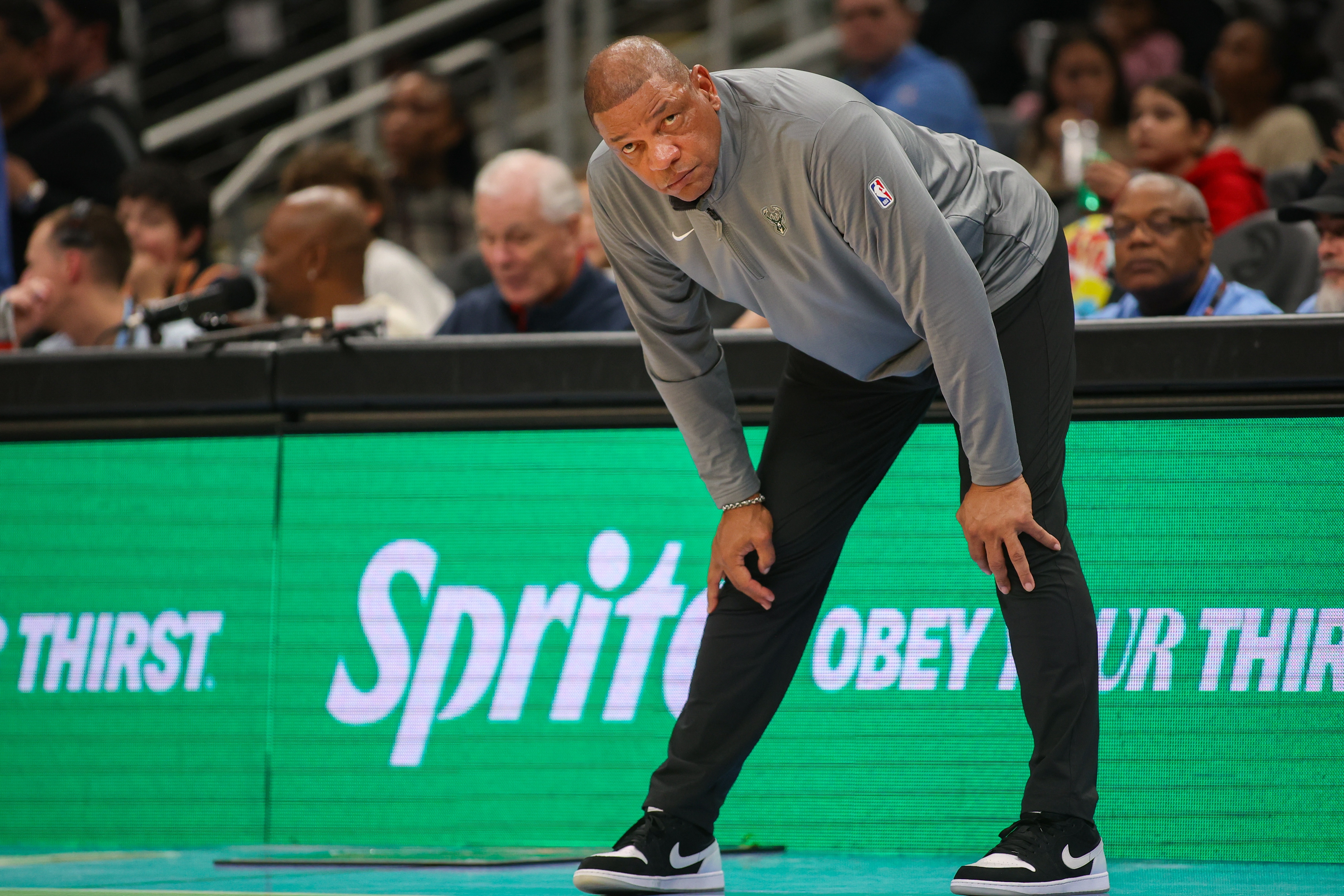  欺軟怕硬？雄鹿本賽季面對東部前四0勝9負(fù) 未嘗一勝