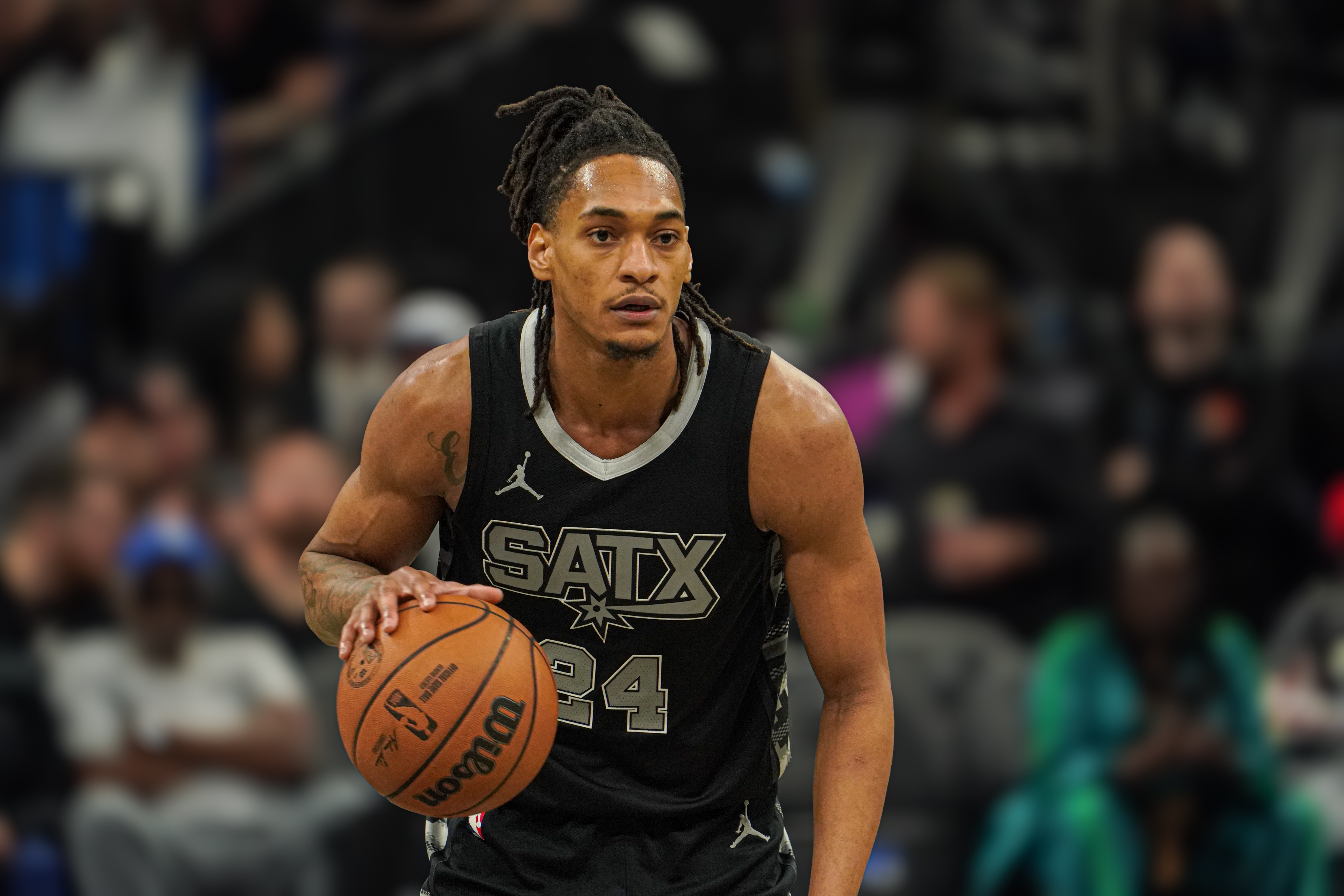  手感火熱！瓦塞爾首節(jié)8中6高效拿下14分2籃板