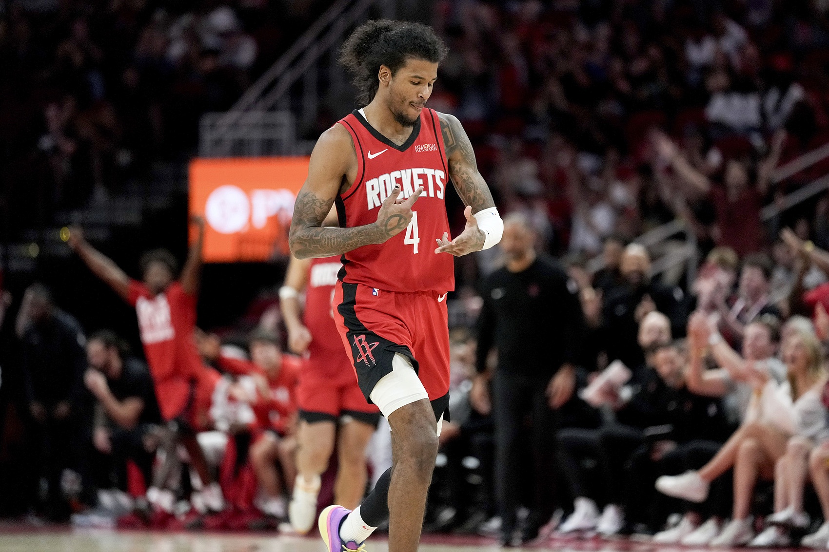  什么雪也壓不??！杰倫-格林首節(jié)6中4得13分1板1助1斷 正負(fù)值+11