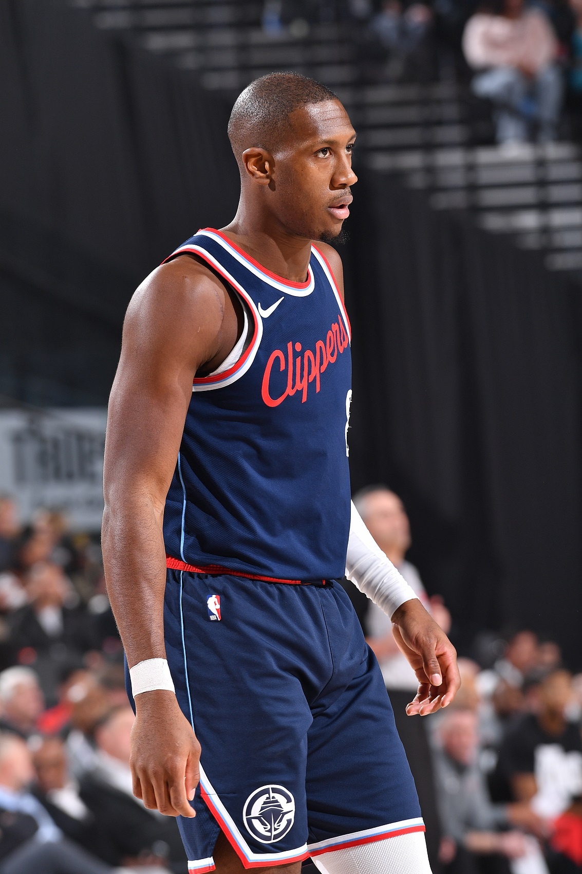  防守無處不在！鄧恩6中2得到4分7板6助3斷