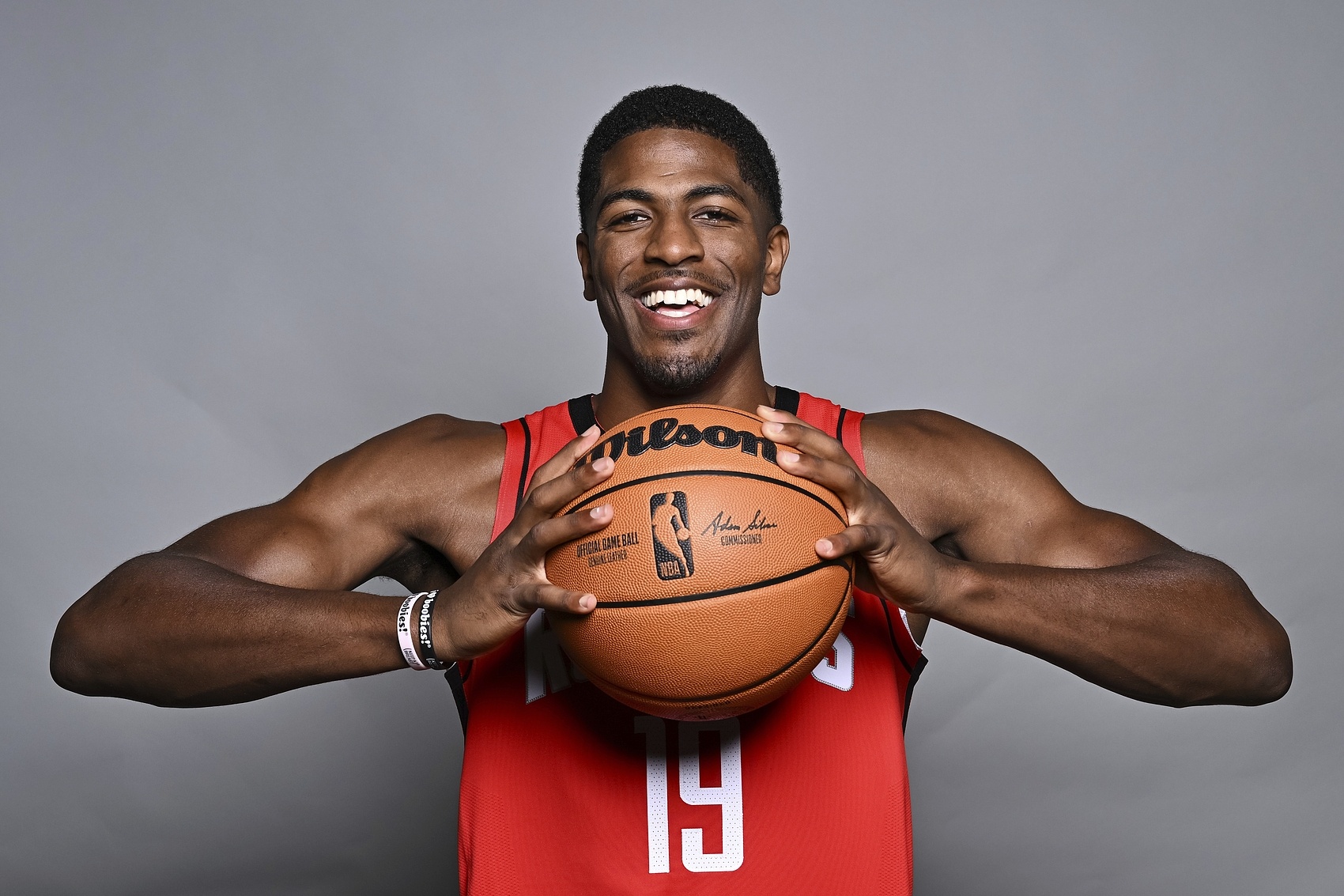  掀起波瀾！奇兵杰納森-威廉姆斯9中5得11分2板3助 正負(fù)值為+16