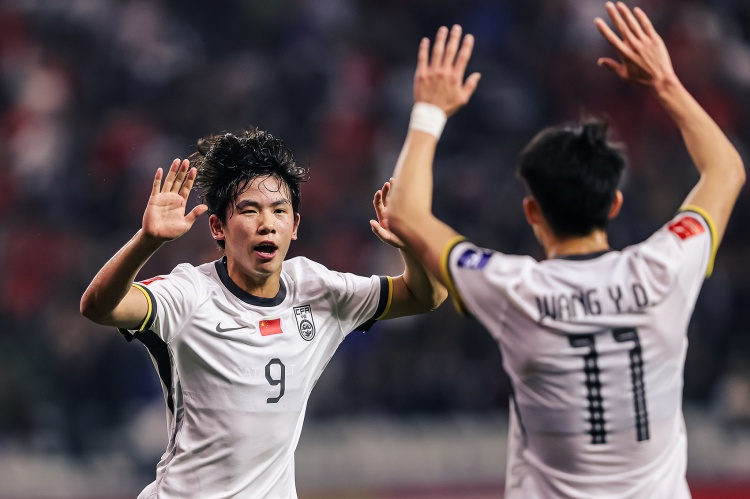  記者評(píng)國(guó)青：一些隊(duì)員還是心理壓力太大，影響到了競(jìng)技狀態(tài)