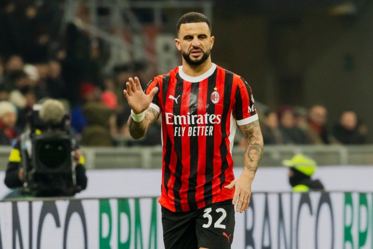  沃克：裁判告訴我特奧100%在假摔，我沒(méi)有看到具體情況