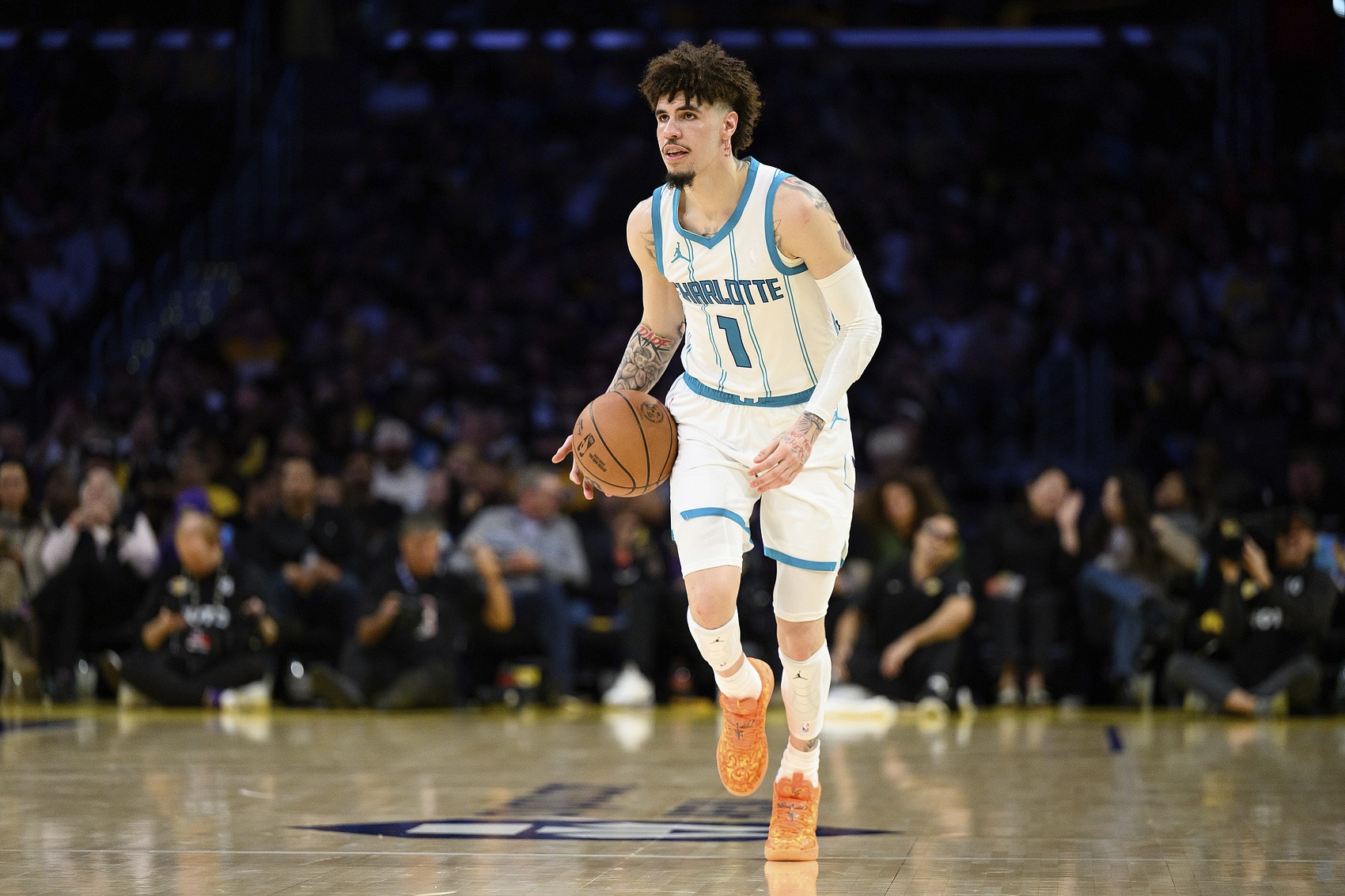  末節(jié)12分帶隊(duì)取勝！鮑爾19中9拿到27分5板6助