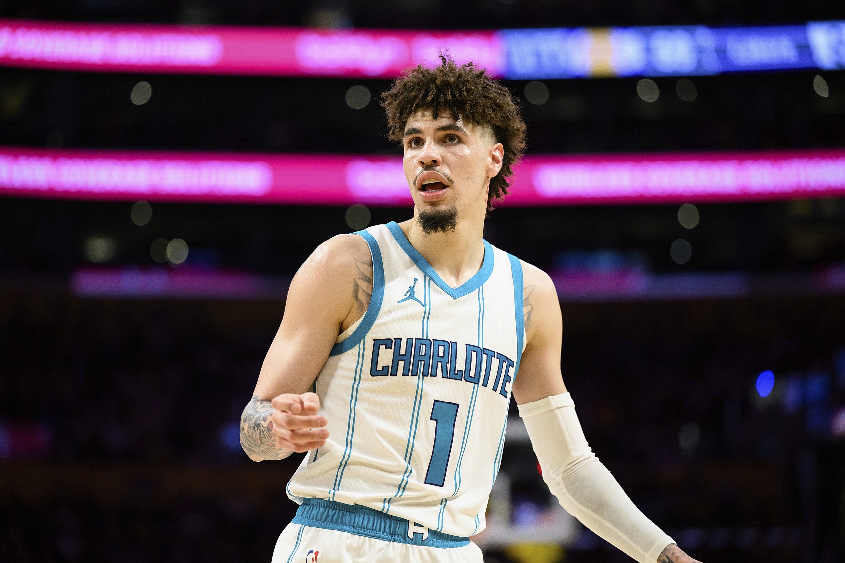  表現(xiàn)糟糕！三球13中3&三分7中1僅拿13分6板9助 正負(fù)值-32