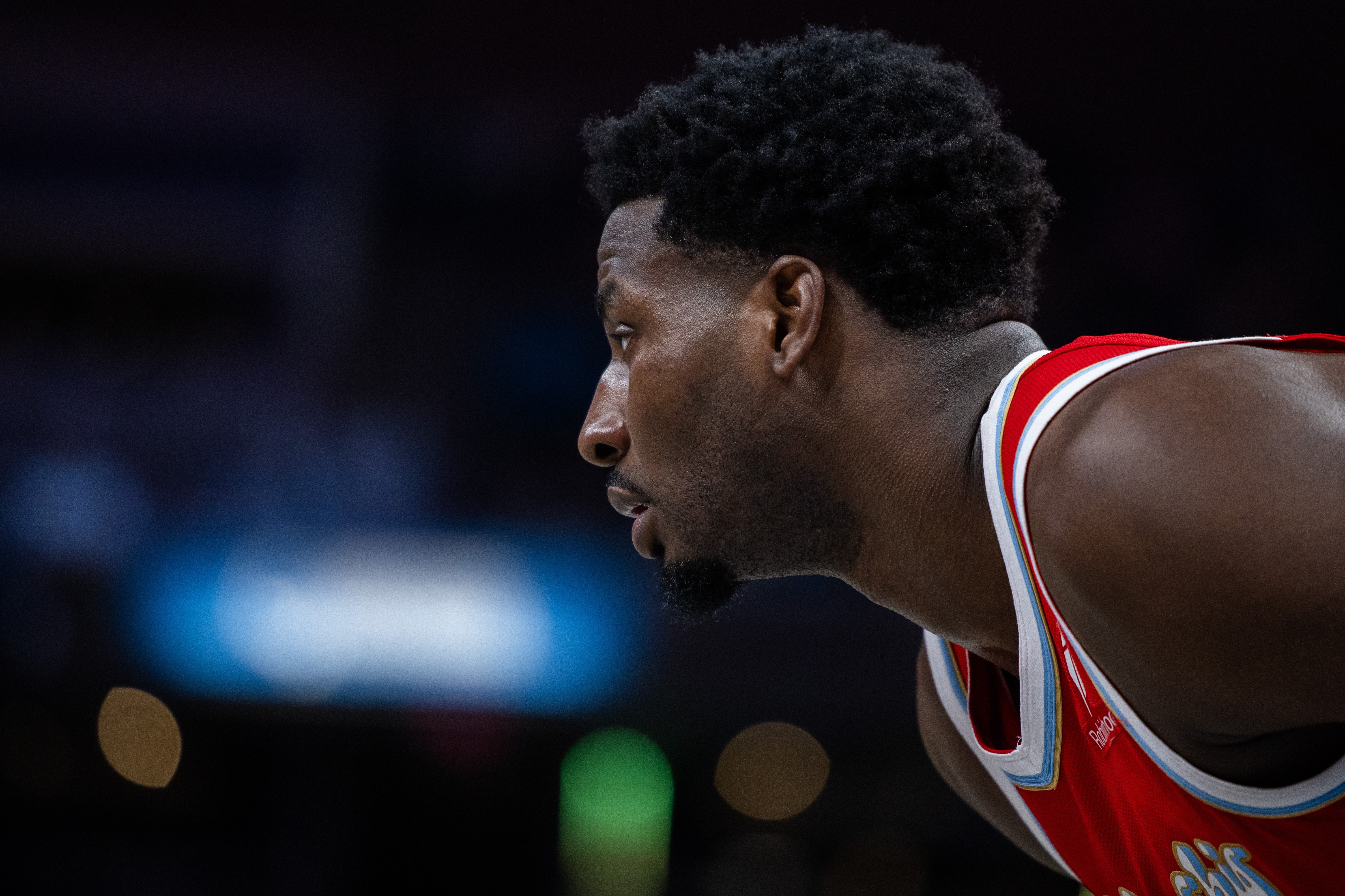  上來(lái)就狀態(tài)不錯(cuò)！小賈倫-杰克遜首節(jié)5投3中高效得到9分1板