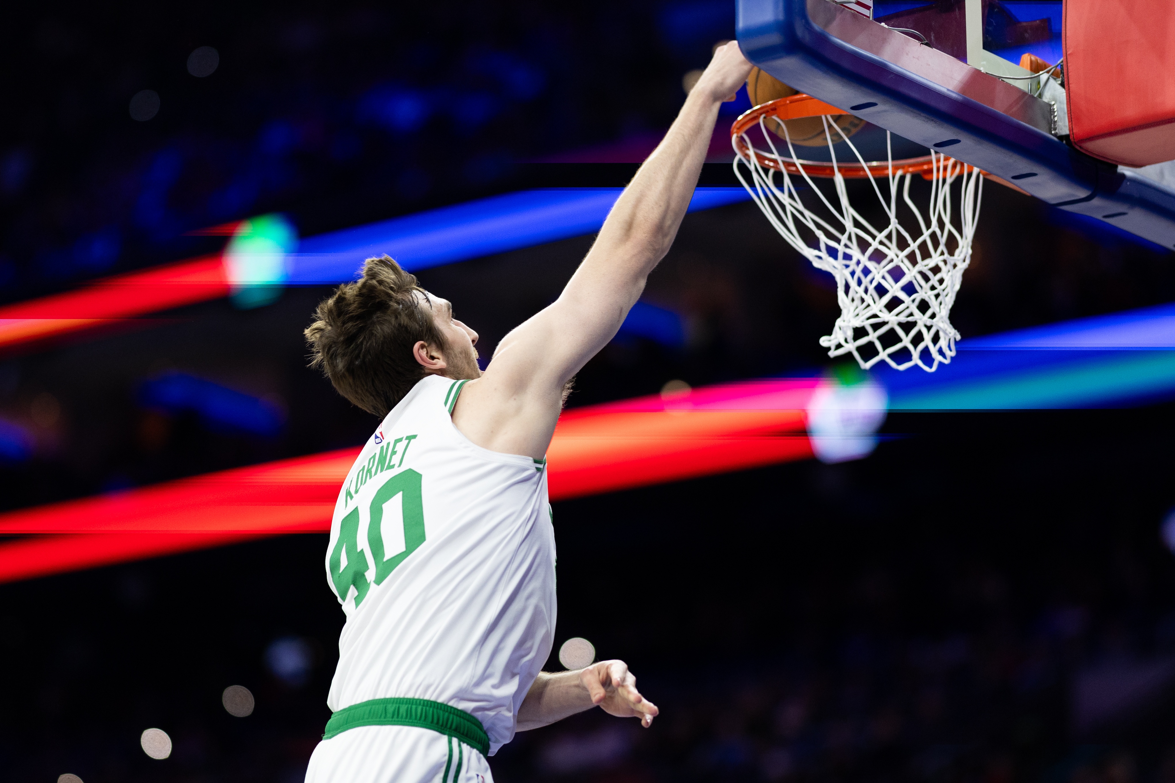  替補運動戰(zhàn)出手全中！科內特3中3拿到6分 拼下3個前場板