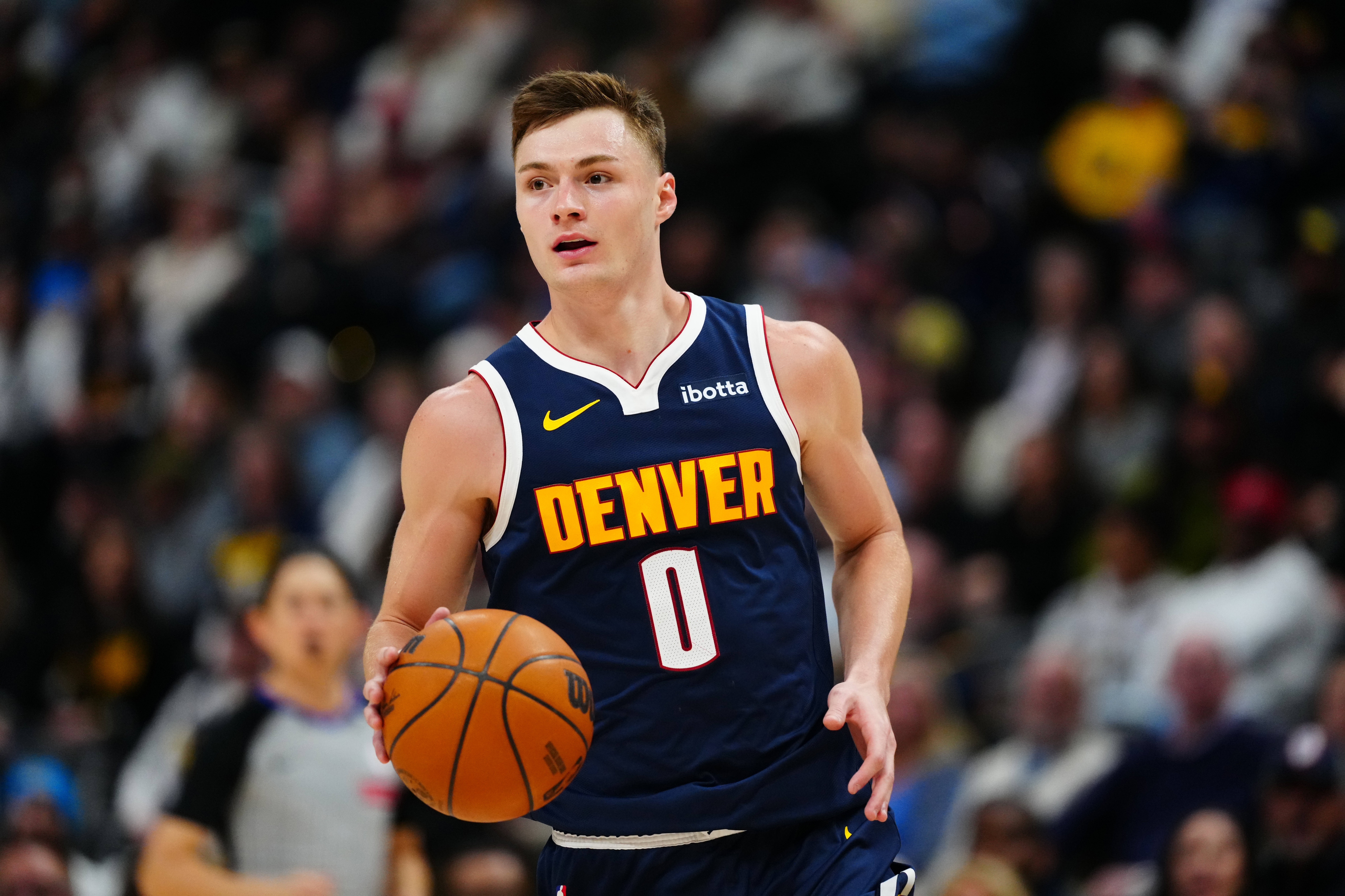  獲勝規(guī)律！當(dāng)布勞恩砍下至少20+5+5時 掘金戰(zhàn)績?yōu)?-0