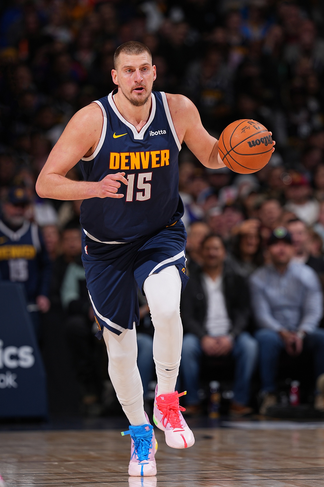  單場6失誤罕見！約基奇出手不多7中2得12分13板10助三雙