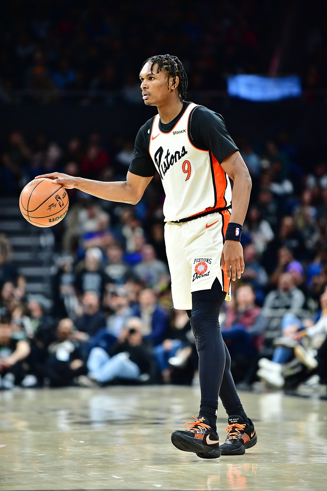  阿門：？比克斯塔夫：不知道誰還有奧薩爾那樣的身材/速度/爆發(fā)力