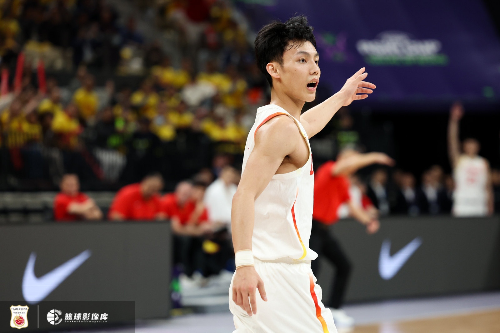  首發(fā)出戰(zhàn)不在狀態(tài)！徐杰全場3中0沒得分 拿到3板1助2斷另2失誤