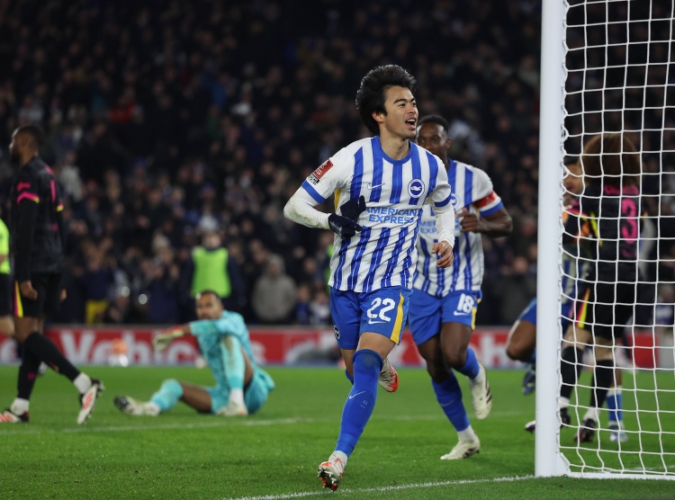  拒9500萬報價?三笘薰奔襲破門&連續(xù)3場進(jìn)球，身價4500萬多隊有意