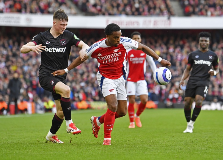  波特稱(chēng)贊小將斯卡爾斯：他的表現(xiàn)不可思議，他身上有種特別的氣質(zhì)