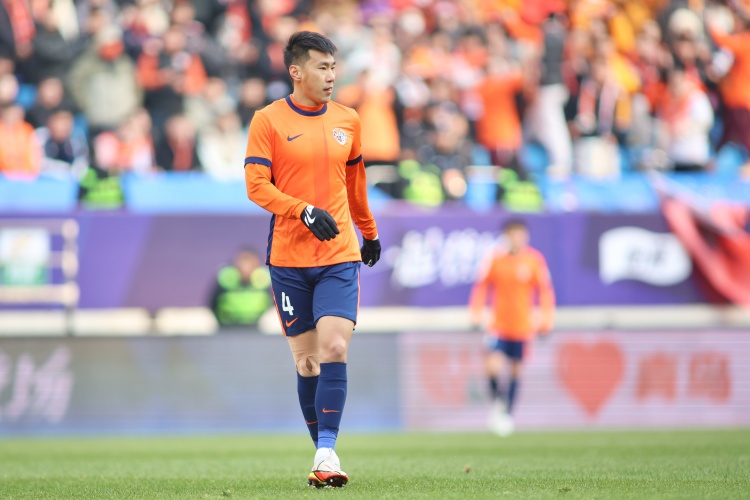  金洋洋完成14次解圍，刷新個(gè)人單場(chǎng)中超紀(jì)錄