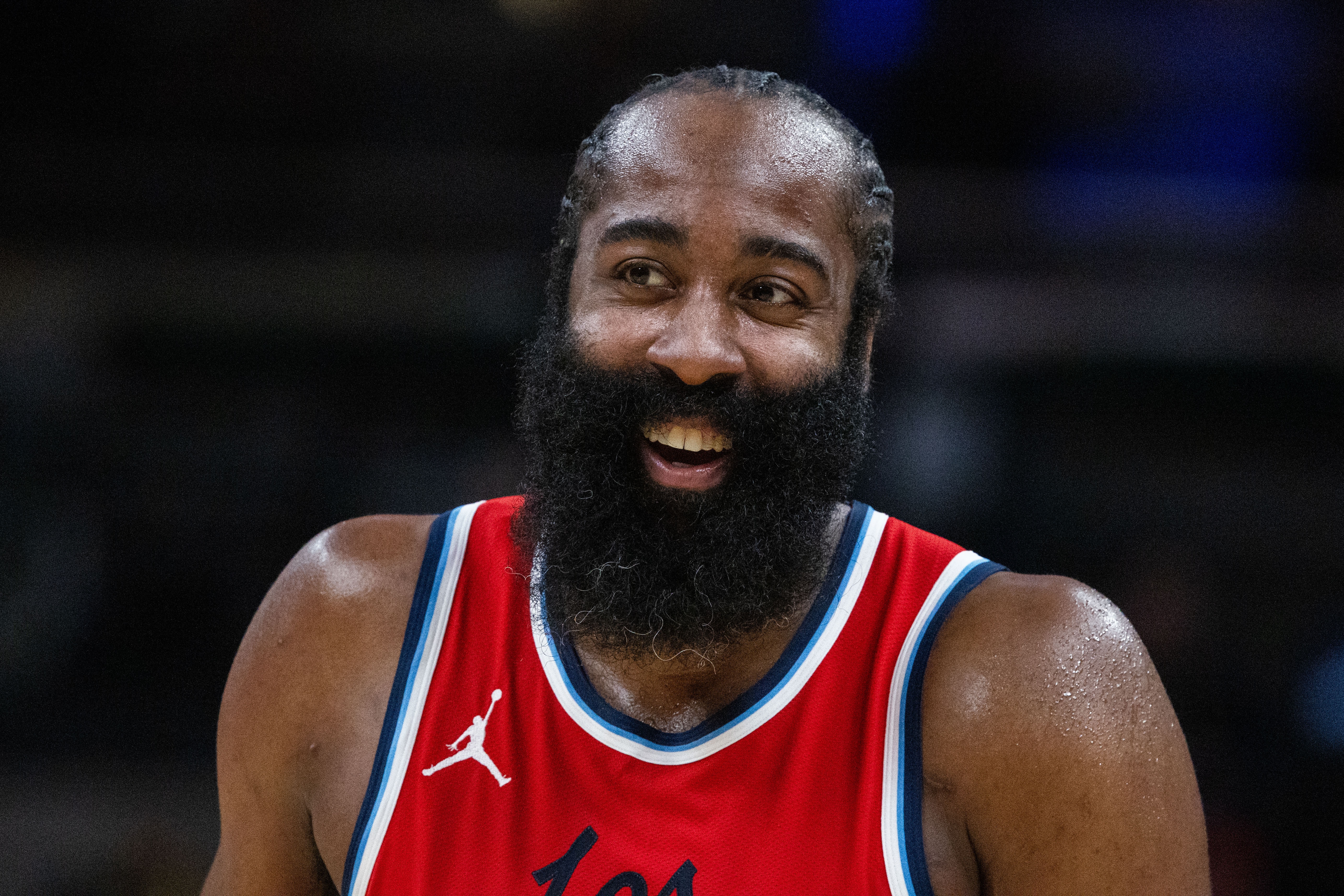  真猛！哈登本賽季4次單節(jié)砍下20+ 追平亞歷山大并列聯(lián)盟第一