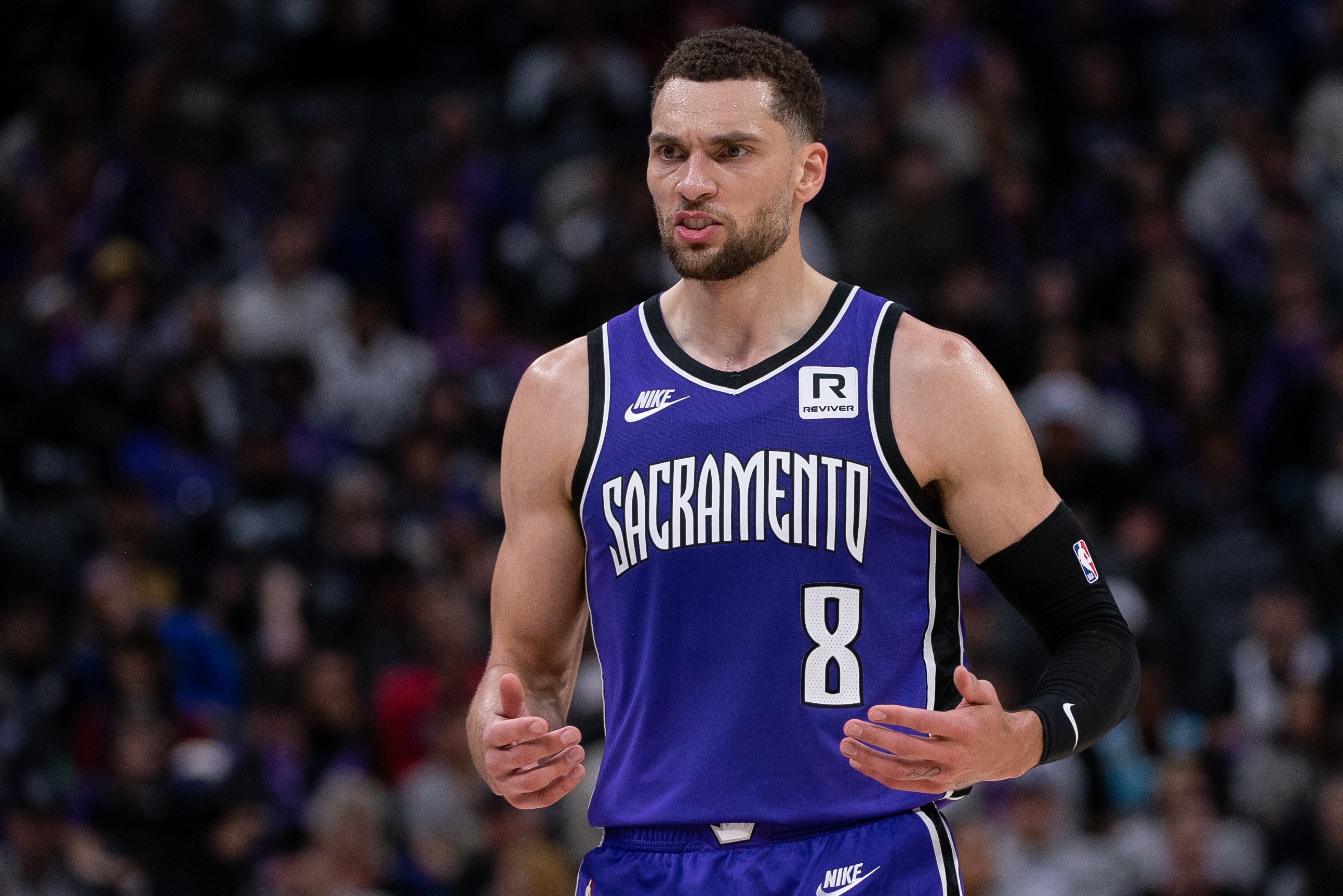  不在狀態(tài)！拉文僅出手8次進3球 得到10分2板3助有5失誤&正負值-34