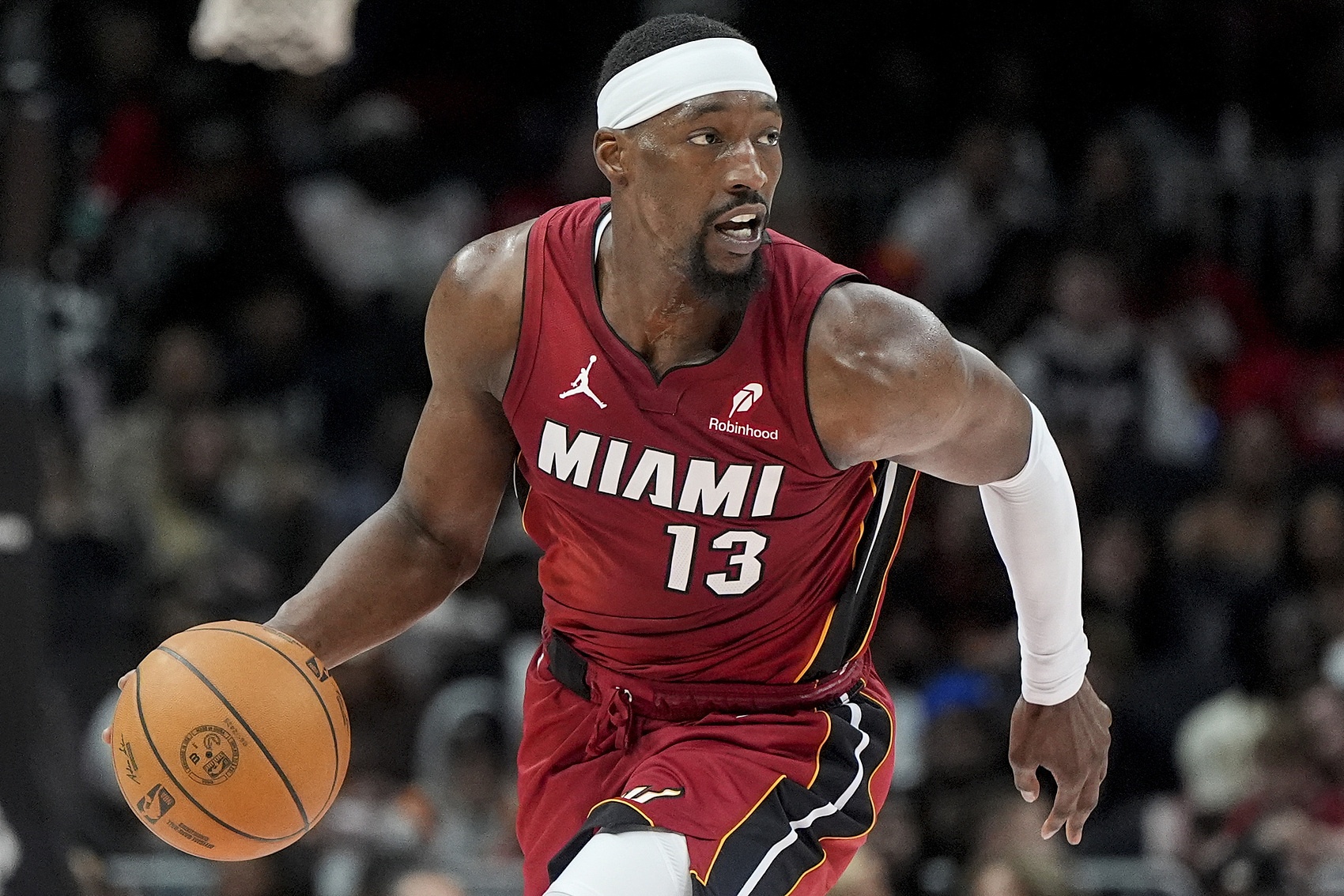  就差一點(diǎn)點(diǎn)！阿德巴約18中11&9罰9中空砍賽季新高34分 另有12板