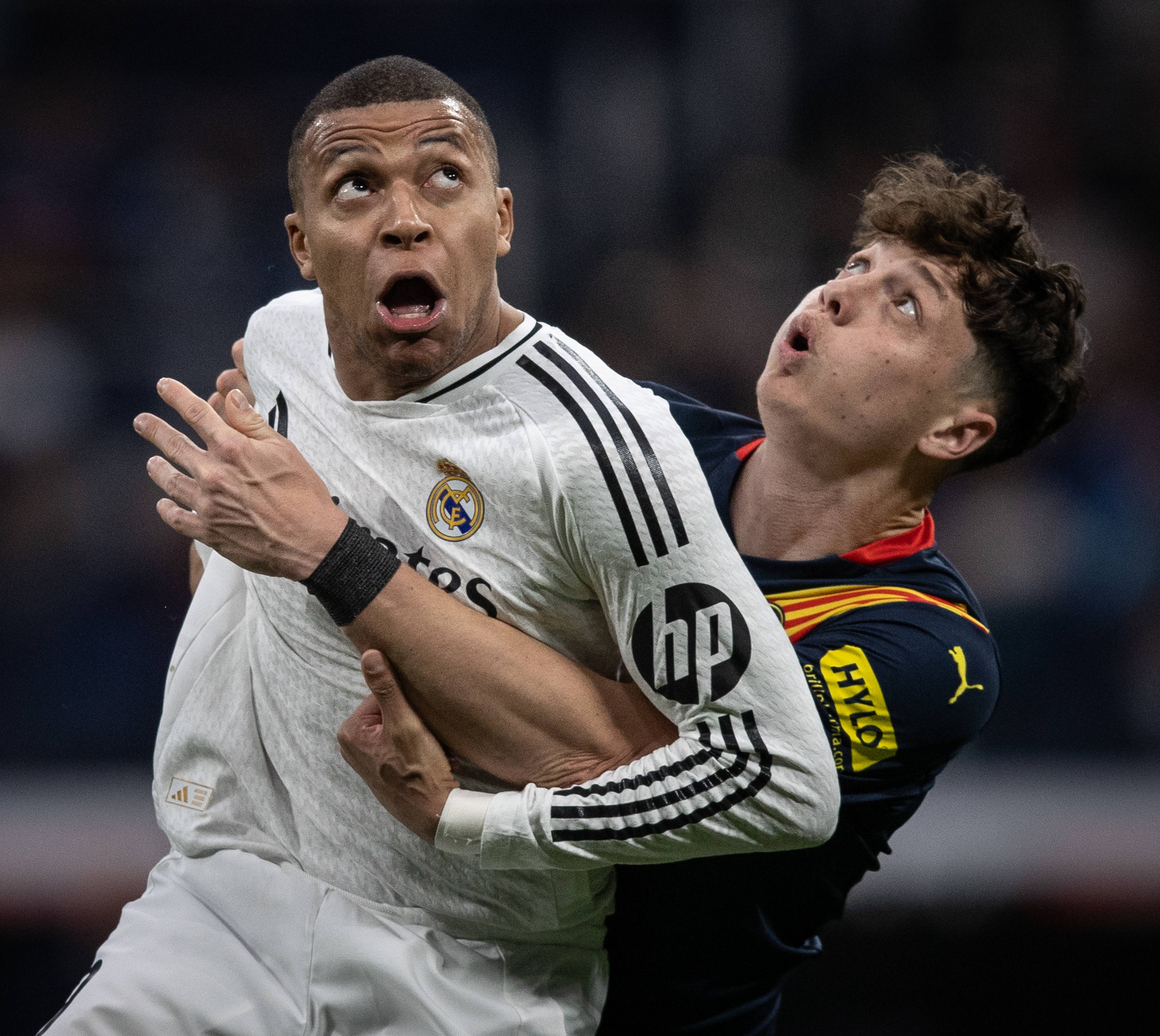  牙疼誰都怕！多家西媒：姆巴佩因拔牙手術(shù)徹夜難眠，安帥同意輪休